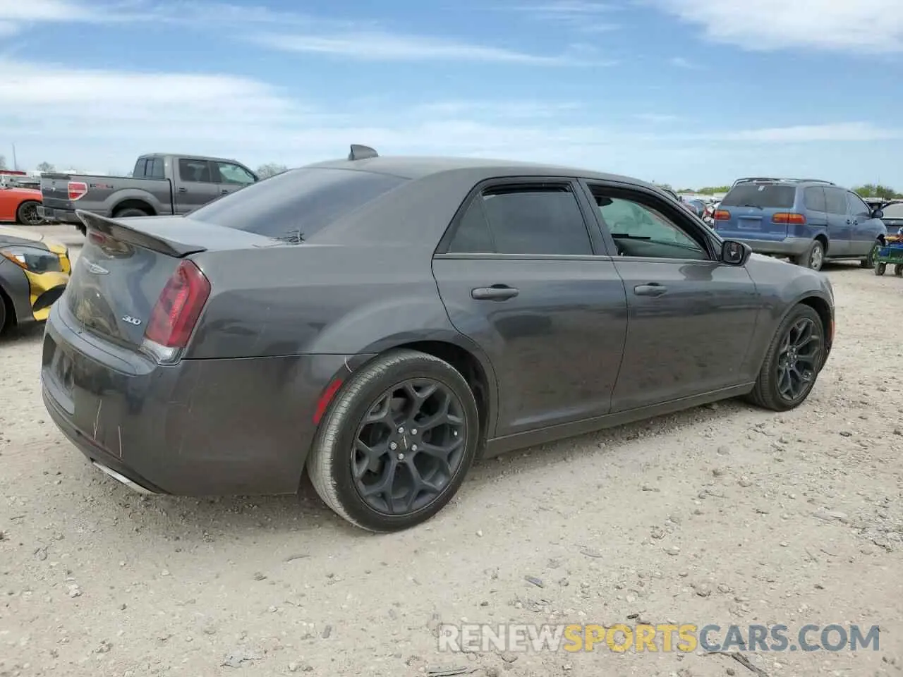 3 fotografías del automóvil dañado 2C3CCAAG8KH602041 CHRYSLER 300 2019