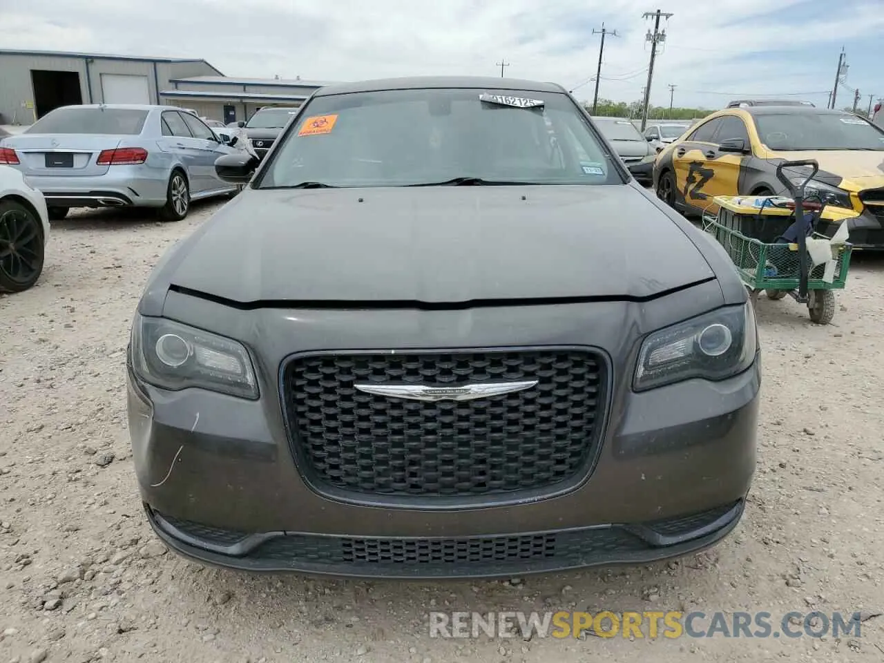 5 fotografías del automóvil dañado 2C3CCAAG8KH602041 CHRYSLER 300 2019