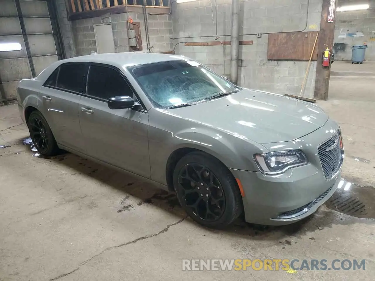 4 fotografías del automóvil dañado 2C3CCAAG9KH636845 CHRYSLER 300 2019