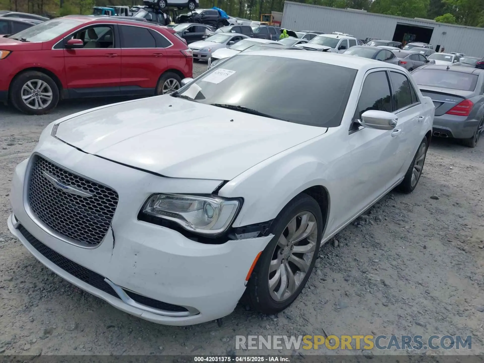 2 fotografías del automóvil dañado 2C3CCAAG9KH723015 CHRYSLER 300 2019