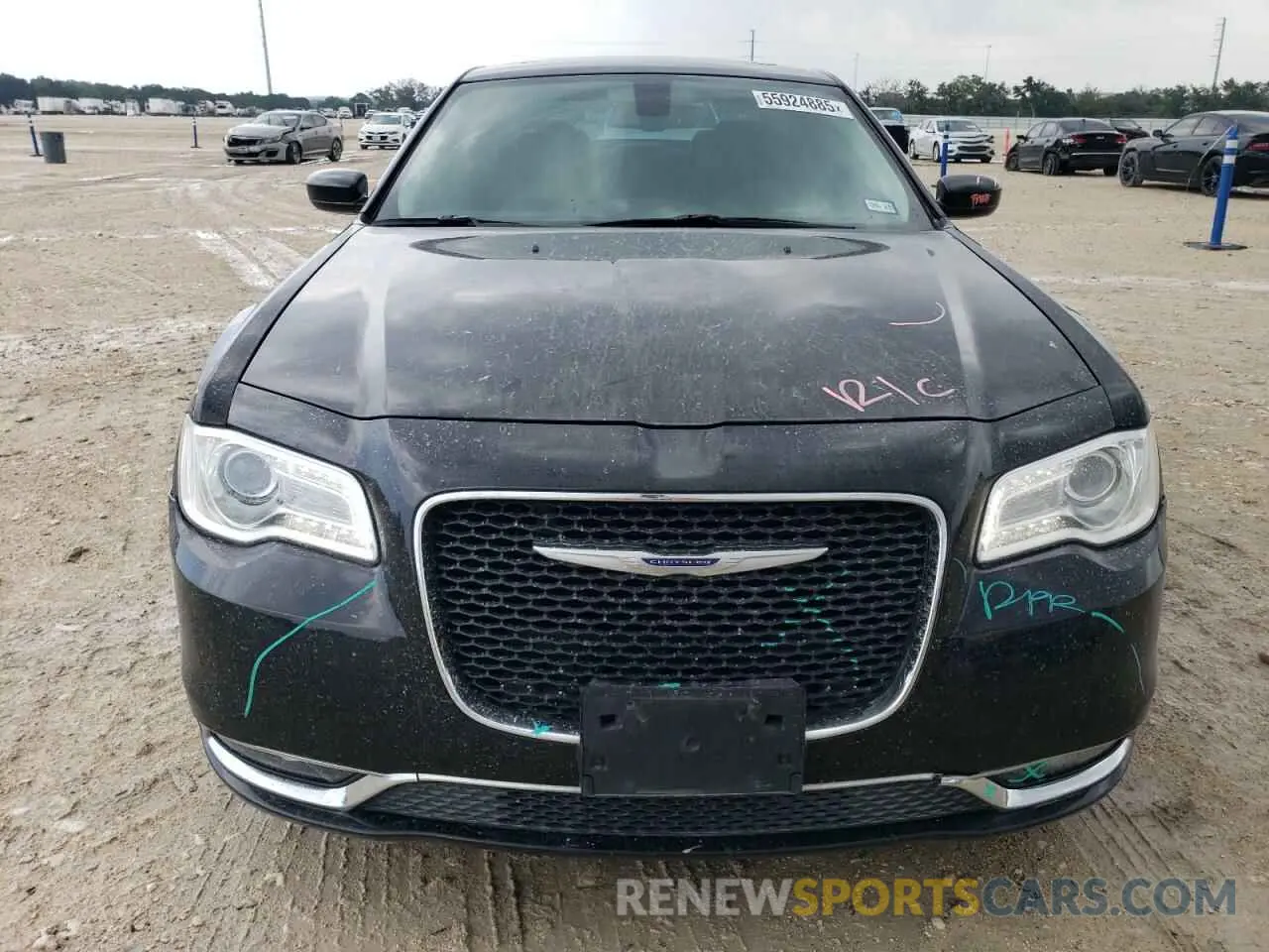 5 fotografías del automóvil dañado 2C3CCAAGXKH648308 CHRYSLER 300 2019