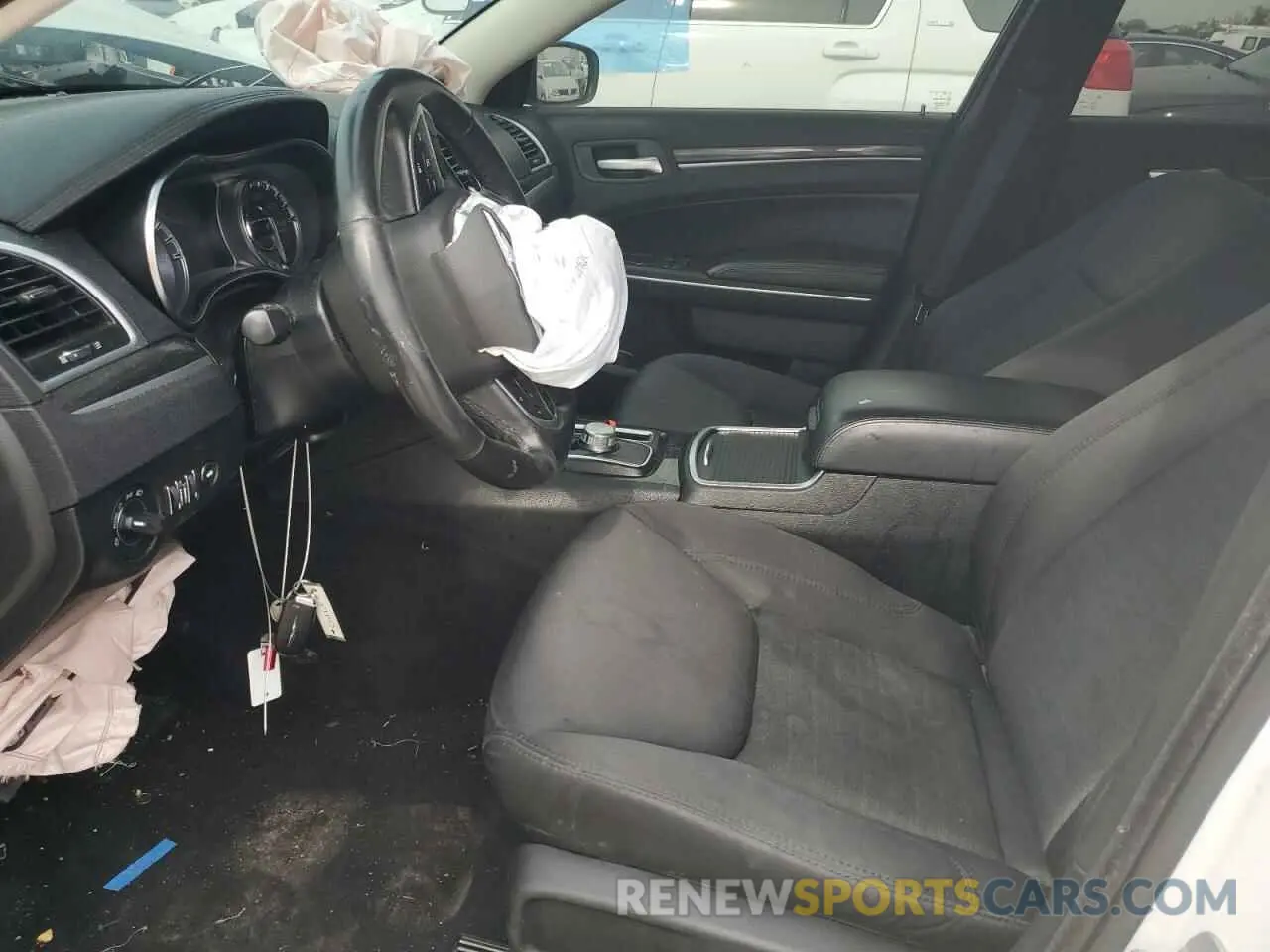 7 fotografías del automóvil dañado 2C3CCAAGXKH755469 CHRYSLER 300 2019