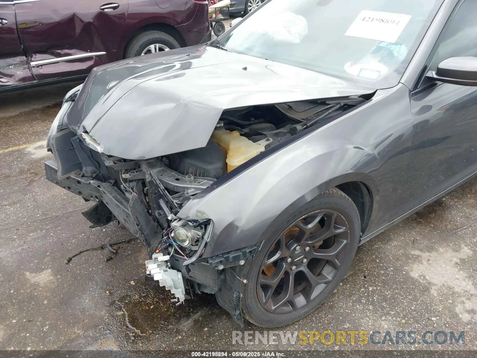 6 fotografías del automóvil dañado 2C3CCABG0KH516446 CHRYSLER 300 2019