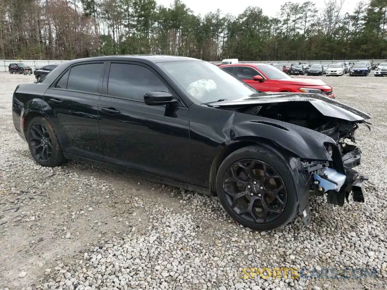 4 fotografías del automóvil dañado 2C3CCABG1KH577854 CHRYSLER 300 2019
