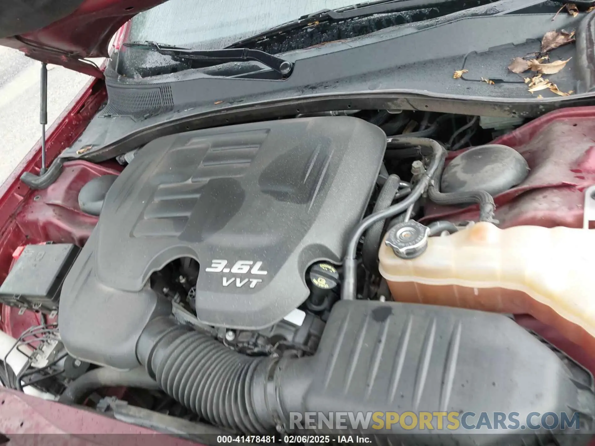 10 fotografías del automóvil dañado 2C3CCABG1KH609427 CHRYSLER 300 2019