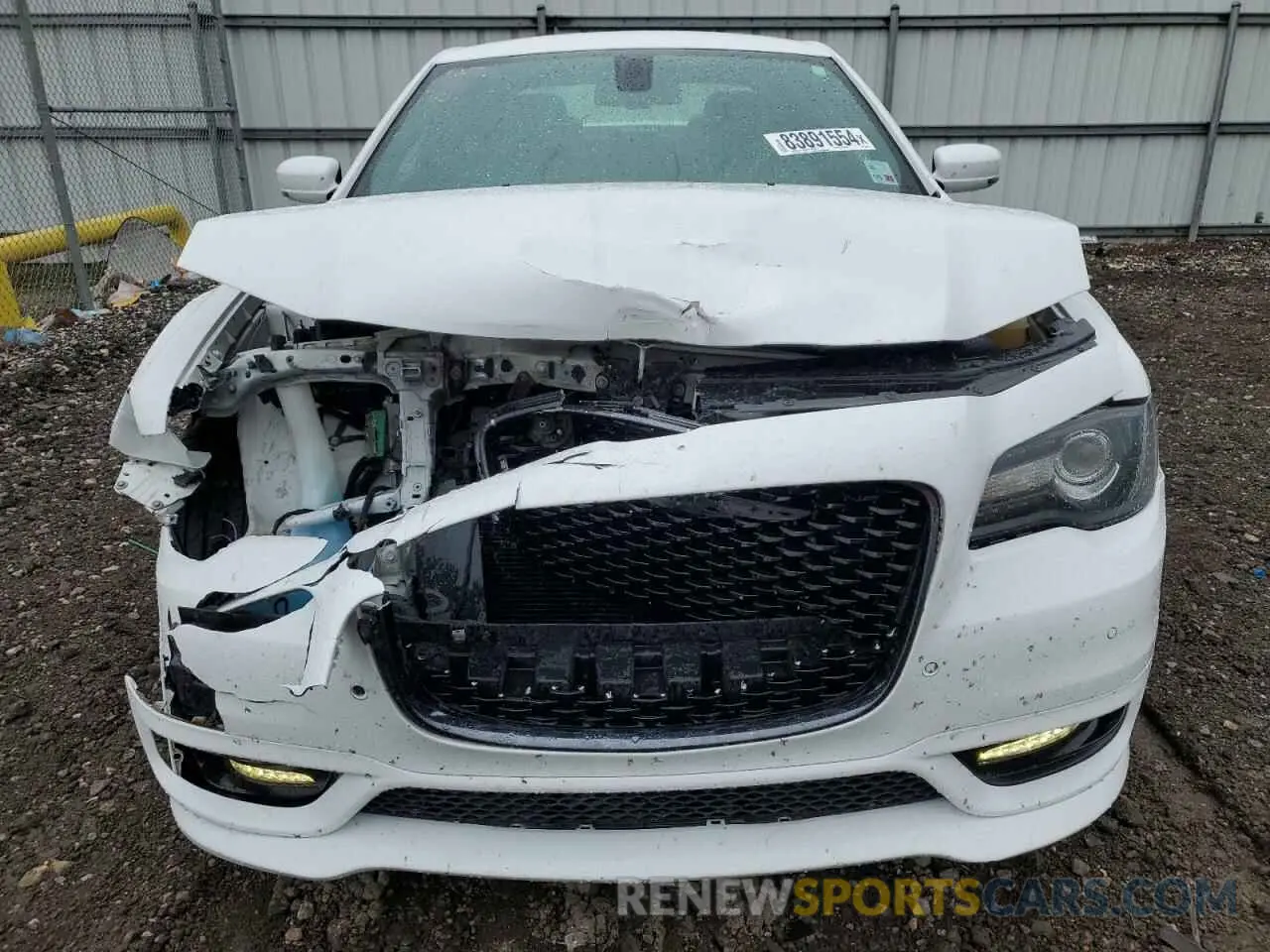 5 fotografías del automóvil dañado 2C3CCABG2KH538237 CHRYSLER 300 2019