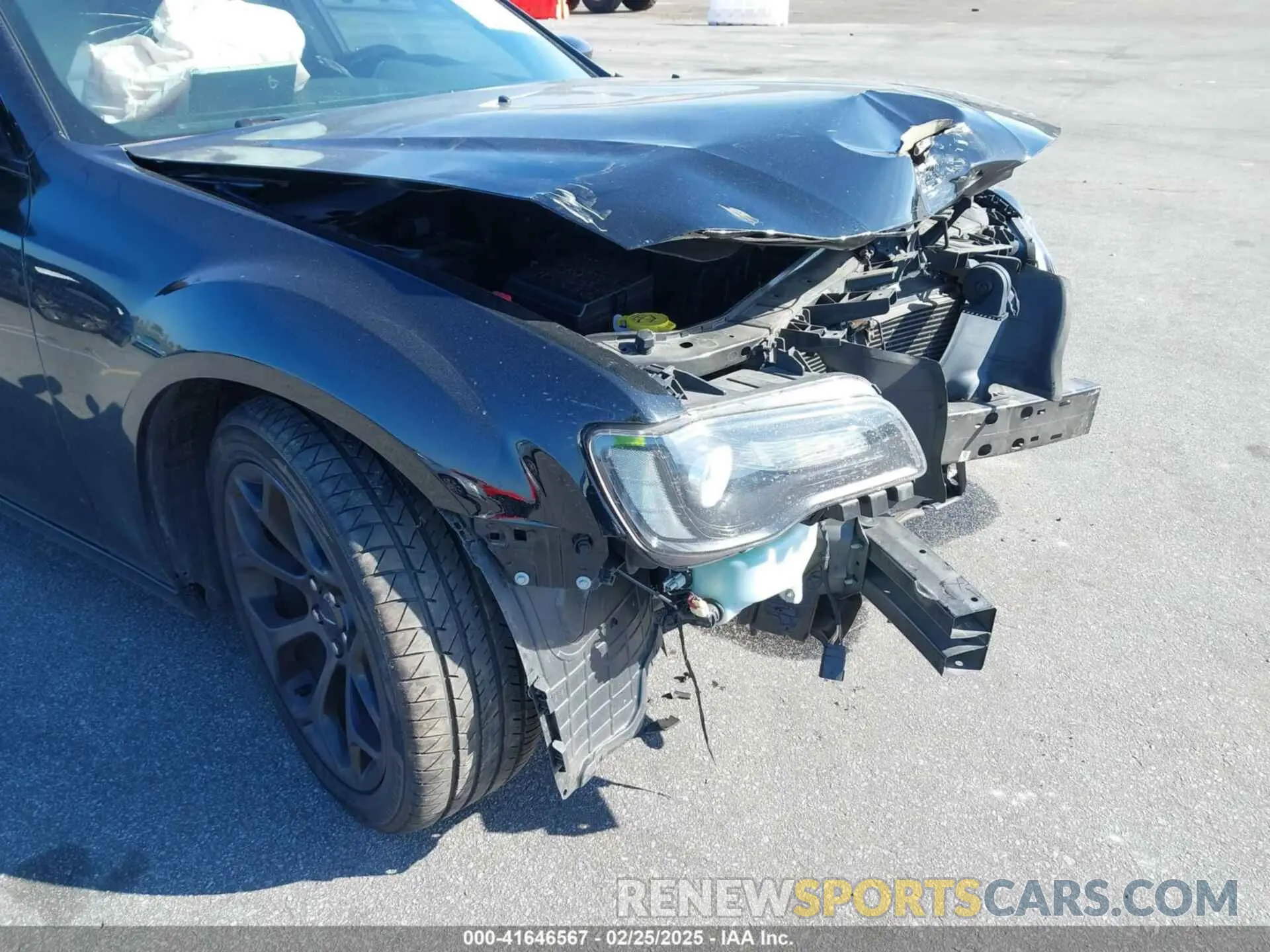 18 fotografías del automóvil dañado 2C3CCABG2KH686100 CHRYSLER 300 2019