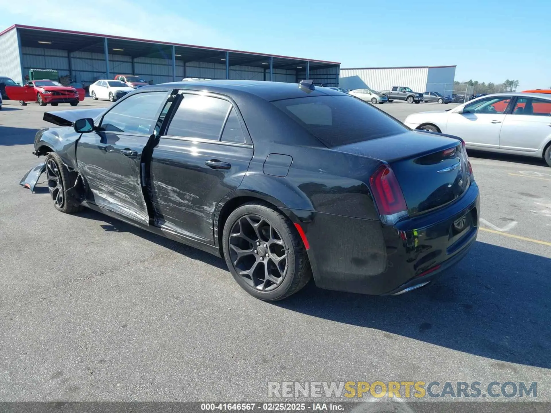 3 fotografías del automóvil dañado 2C3CCABG2KH686100 CHRYSLER 300 2019