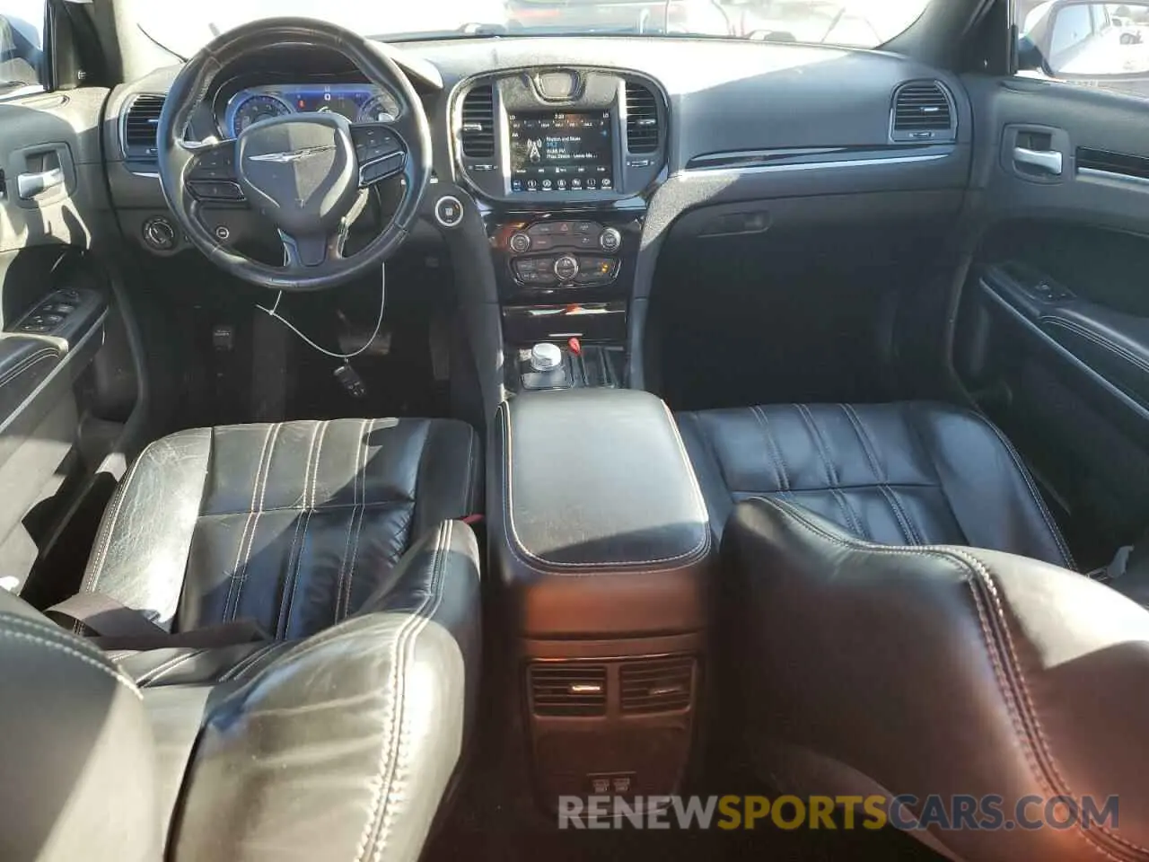 8 fotografías del automóvil dañado 2C3CCABG3KH639836 CHRYSLER 300 2019
