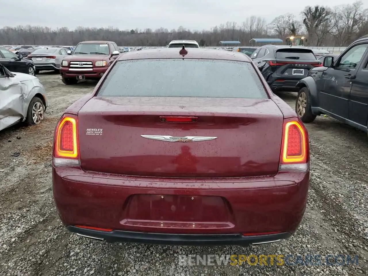 6 fotografías del automóvil dañado 2C3CCABG4KH566007 CHRYSLER 300 2019