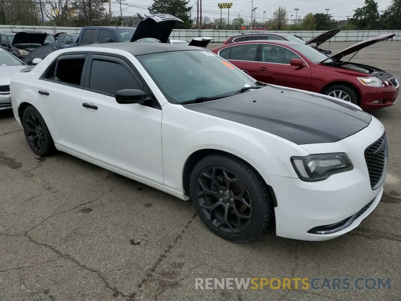 4 fotografías del automóvil dañado 2C3CCABG4KH618056 CHRYSLER 300 2019