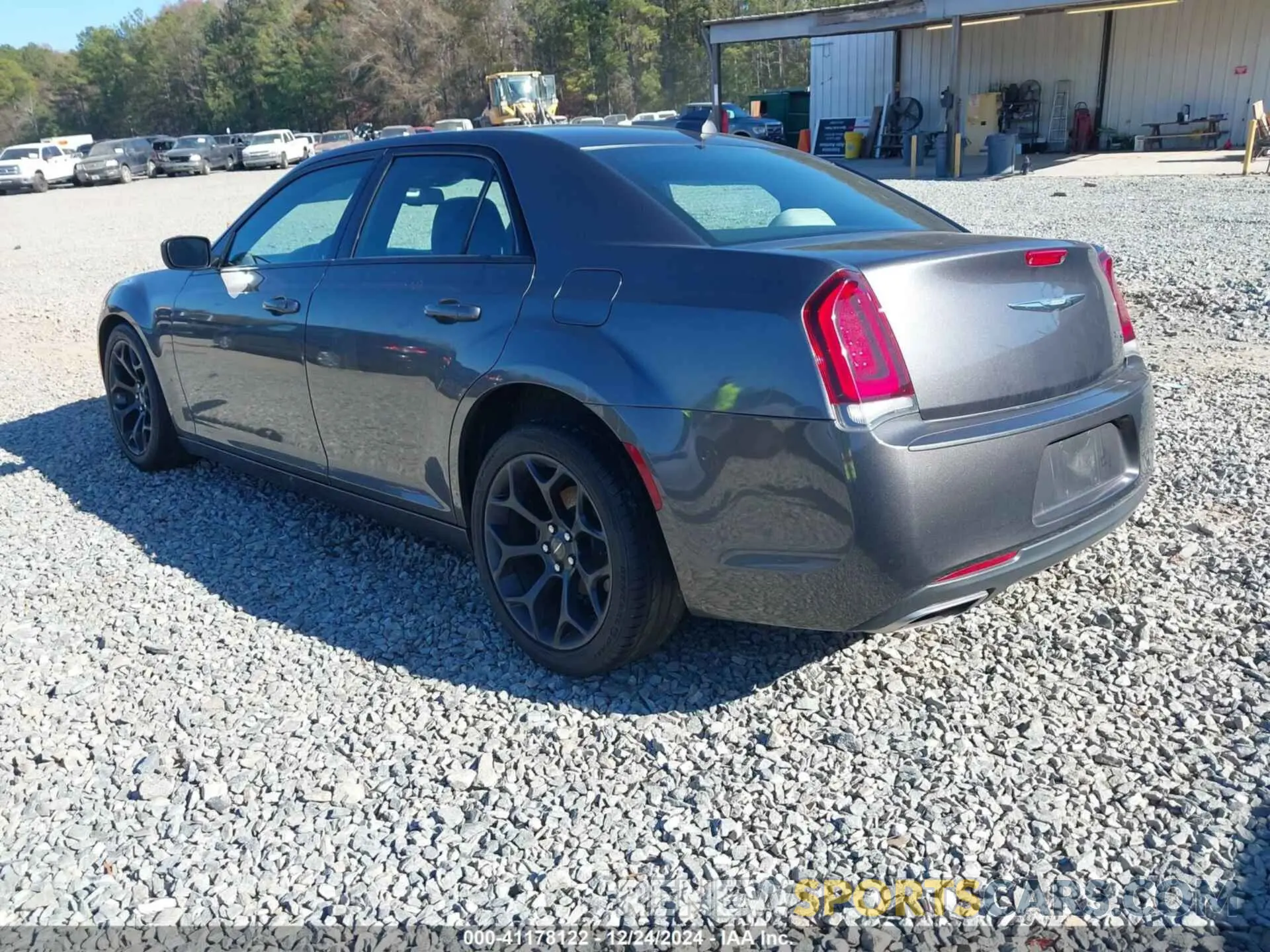 3 fotografías del automóvil dañado 2C3CCABG5KH683868 CHRYSLER 300 2019