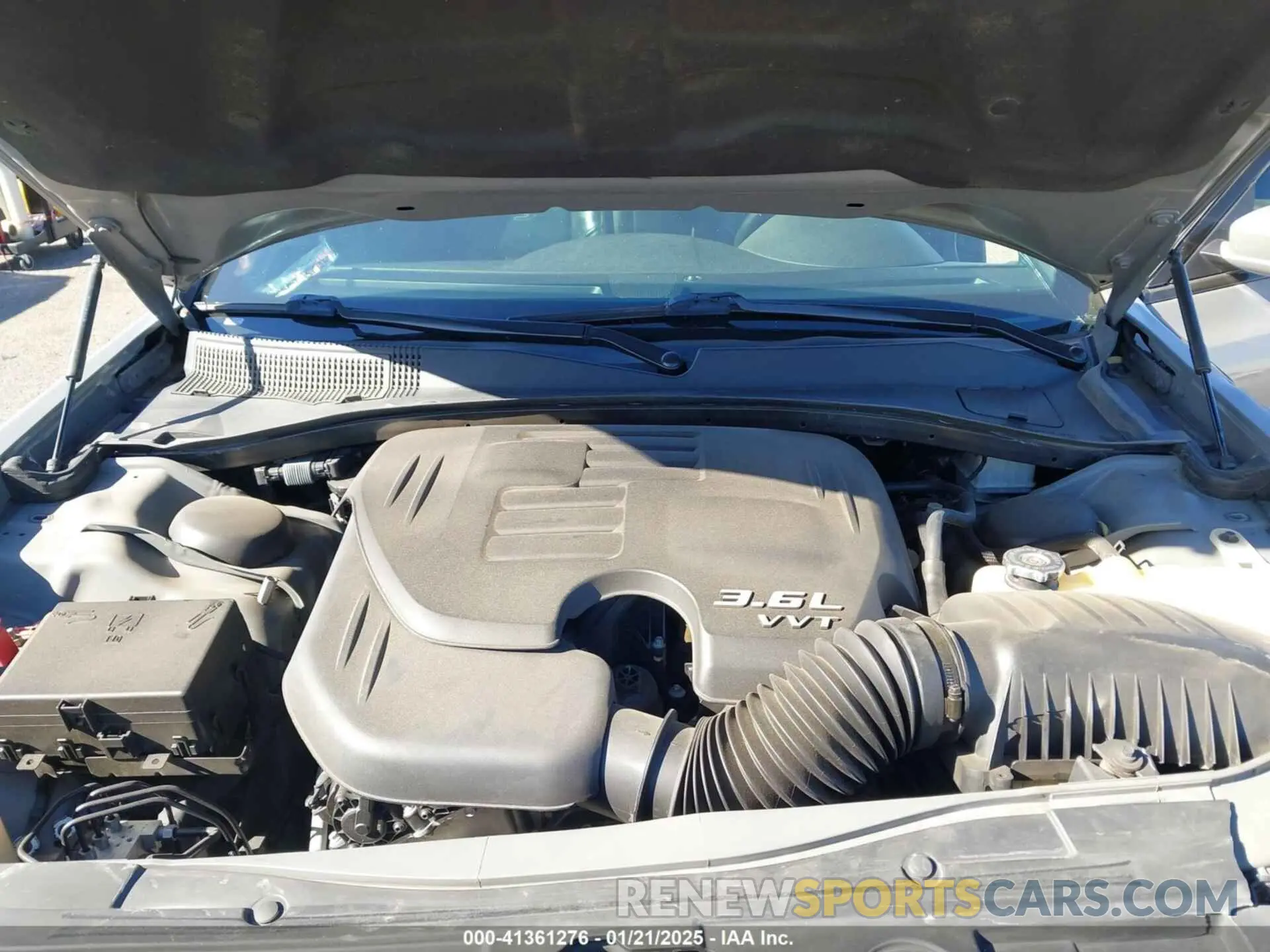 10 fotografías del automóvil dañado 2C3CCABG6KH515074 CHRYSLER 300 2019