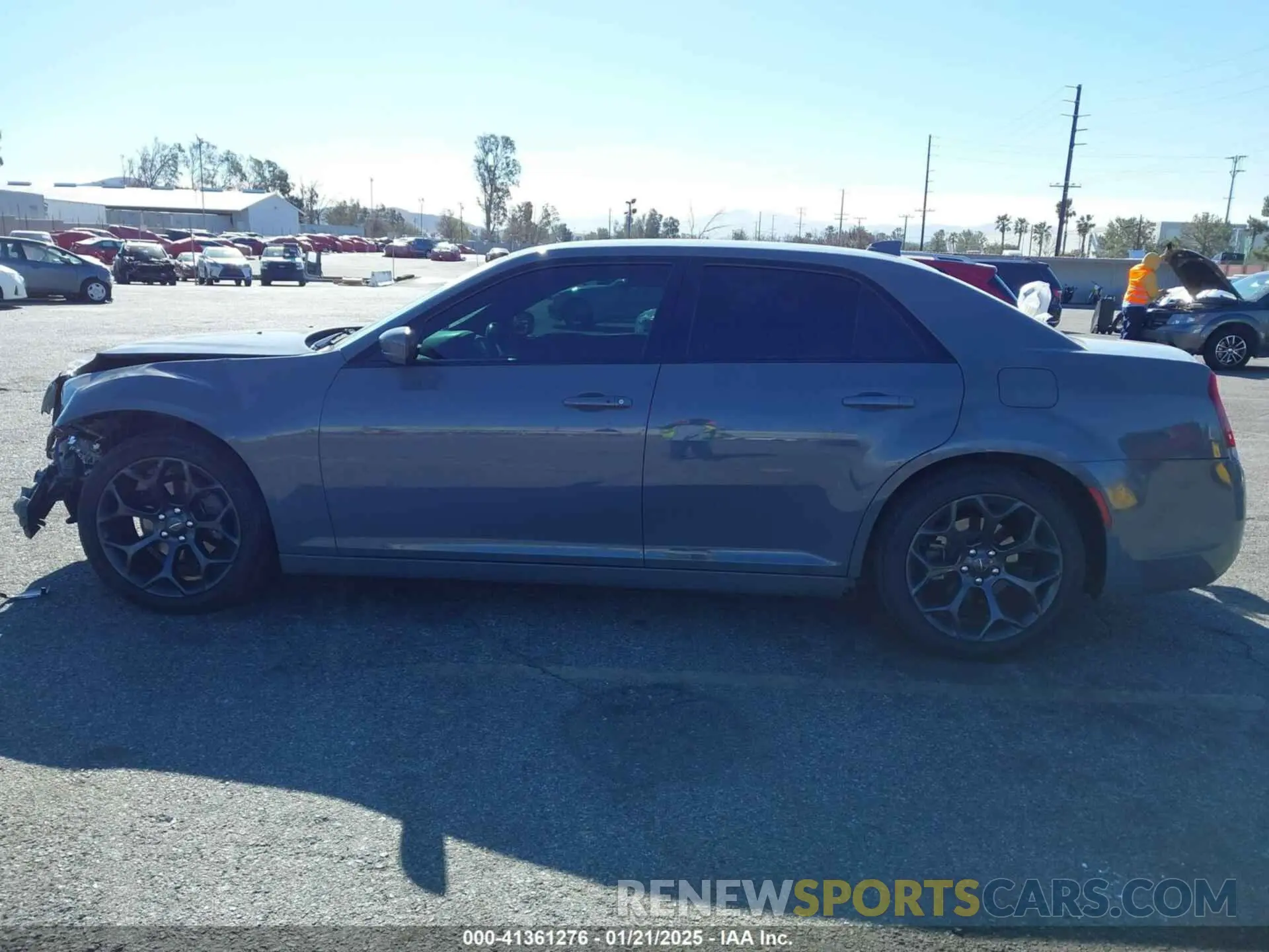 17 fotografías del automóvil dañado 2C3CCABG6KH515074 CHRYSLER 300 2019