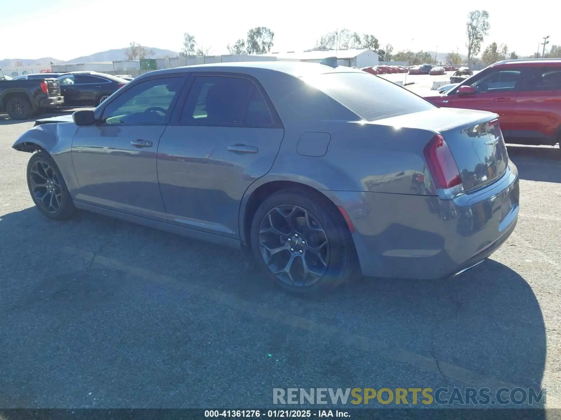 3 fotografías del automóvil dañado 2C3CCABG6KH515074 CHRYSLER 300 2019