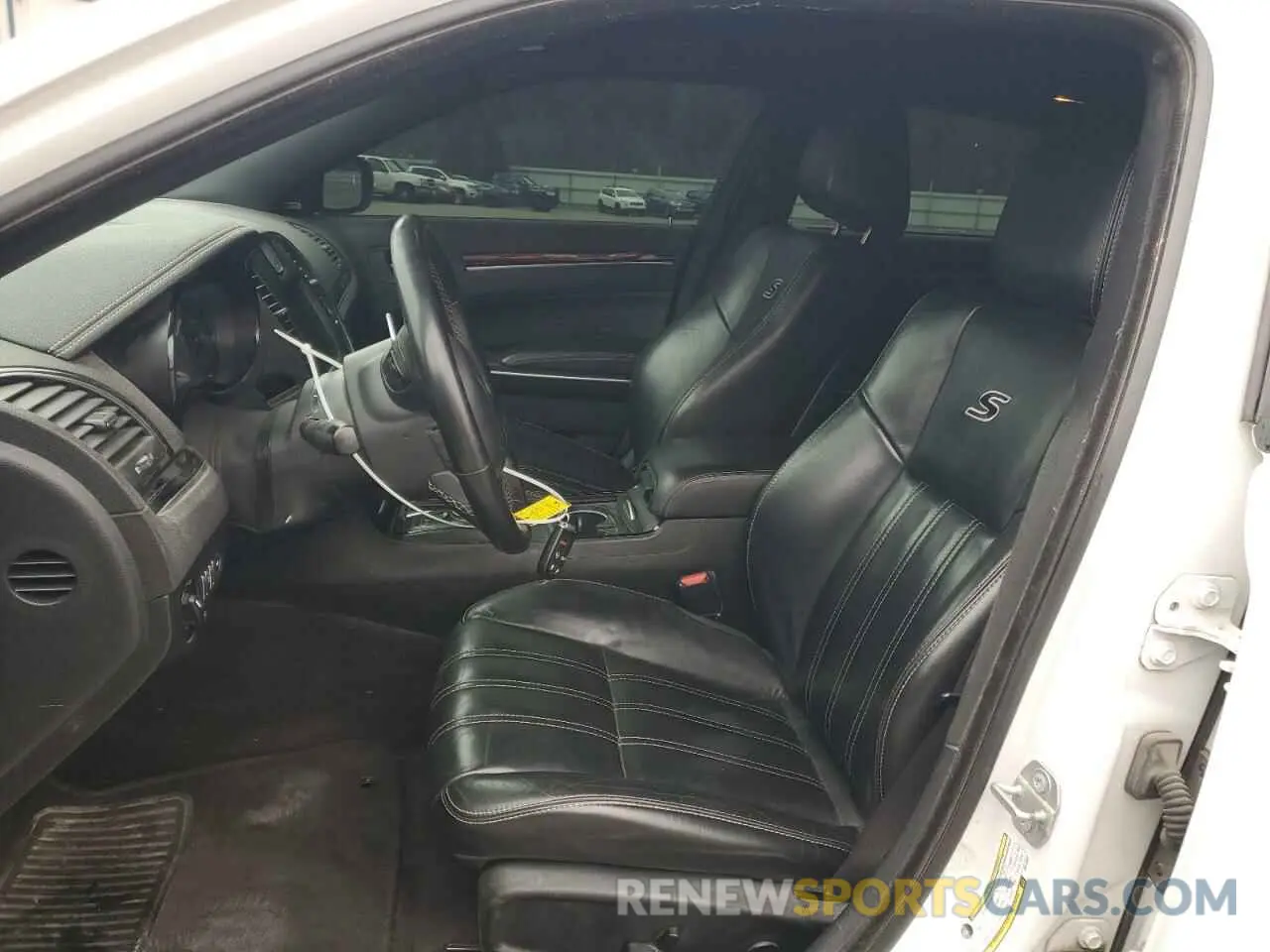 7 fotografías del automóvil dañado 2C3CCABG6KH515897 CHRYSLER 300 2019