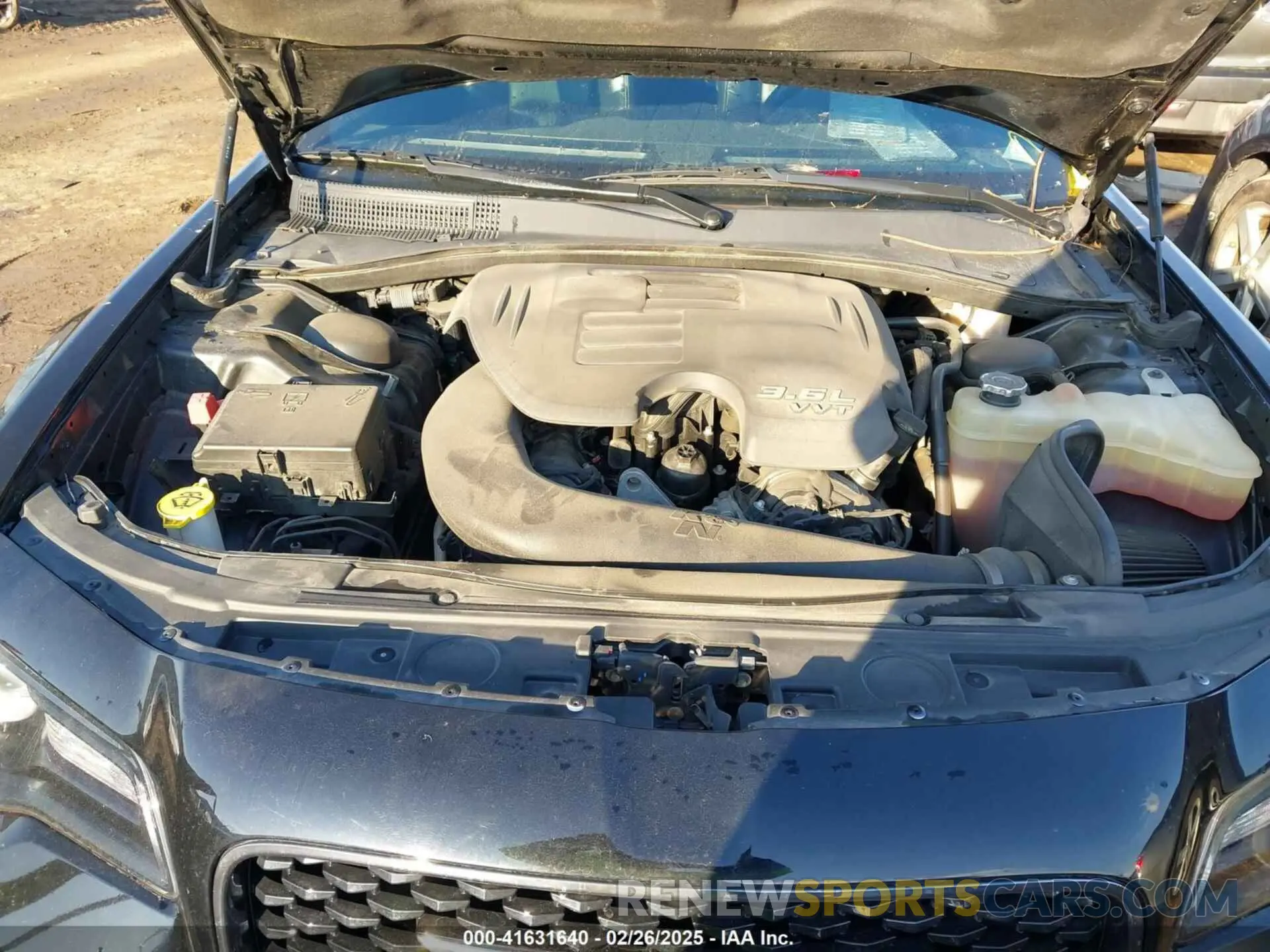 10 fotografías del automóvil dañado 2C3CCABG6KH637059 CHRYSLER 300 2019