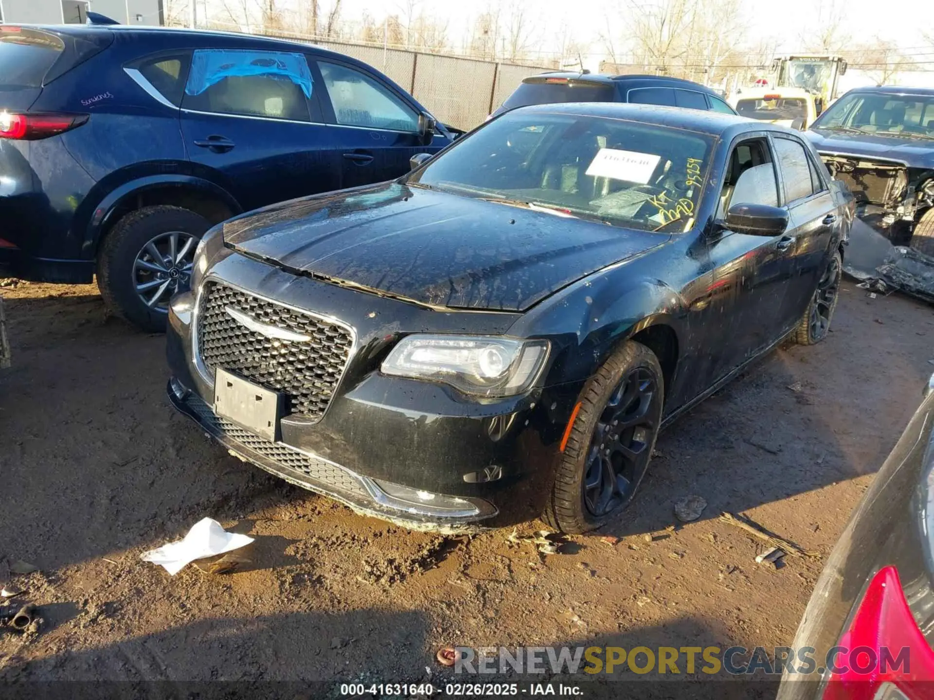 2 fotografías del automóvil dañado 2C3CCABG6KH637059 CHRYSLER 300 2019