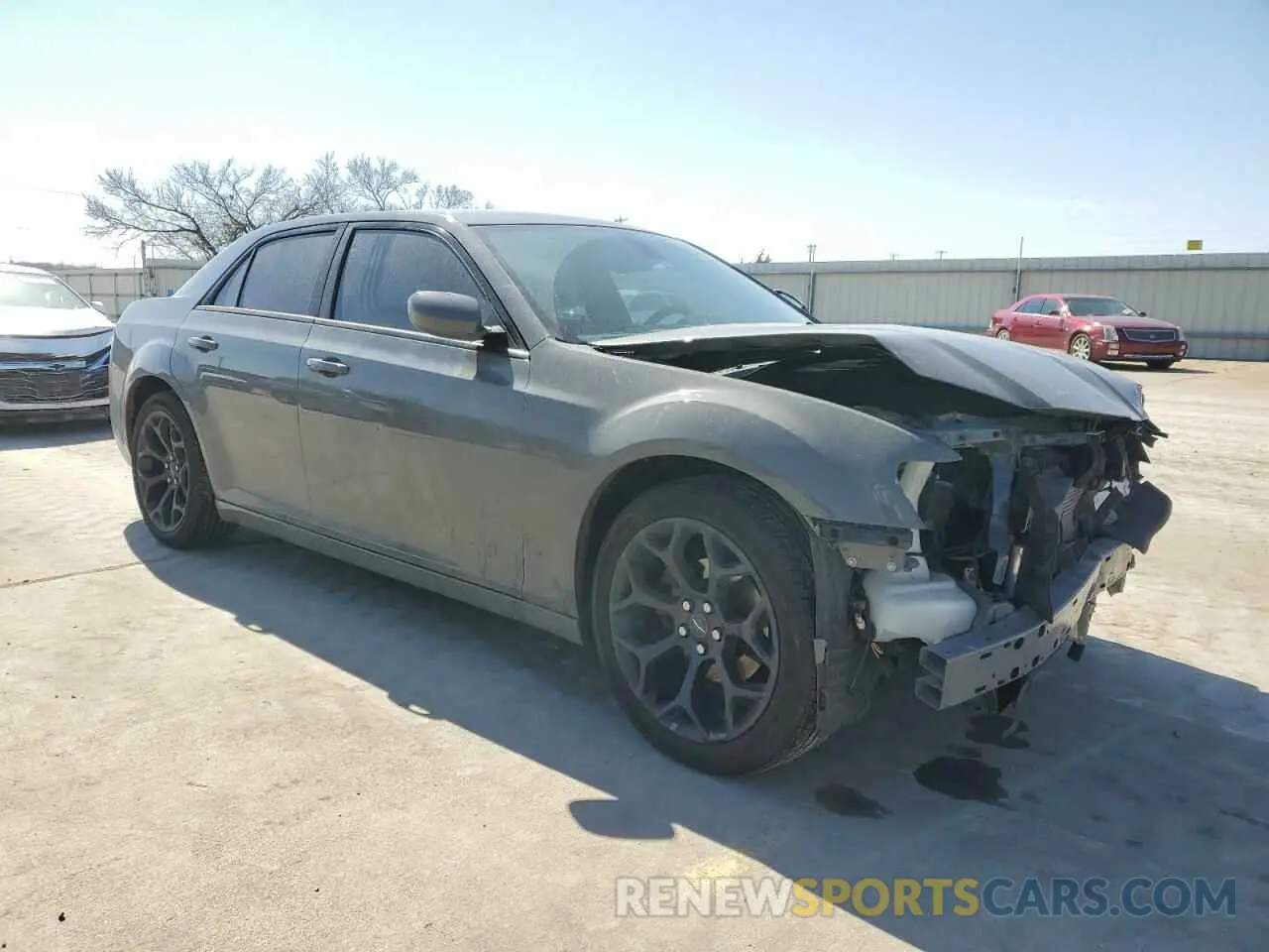 4 fotografías del automóvil dañado 2C3CCABG9KH589766 CHRYSLER 300 2019