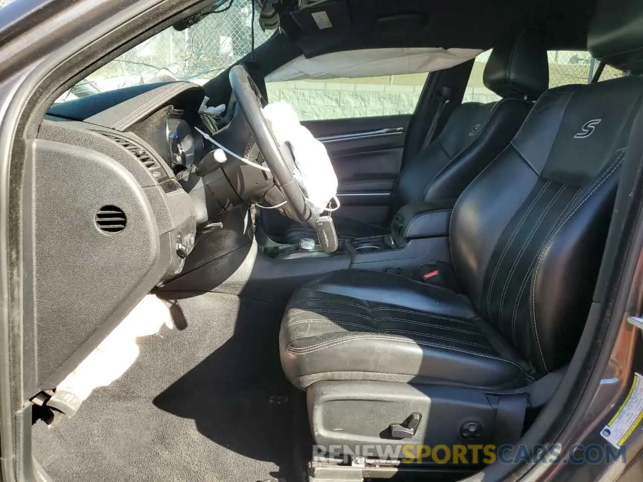 7 fotografías del automóvil dañado 2C3CCABG9KH617985 CHRYSLER 300 2019