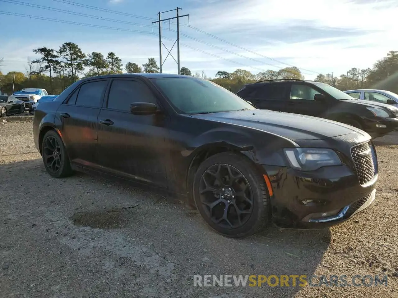 4 fotografías del automóvil dañado 2C3CCABG9KH628632 CHRYSLER 300 2019