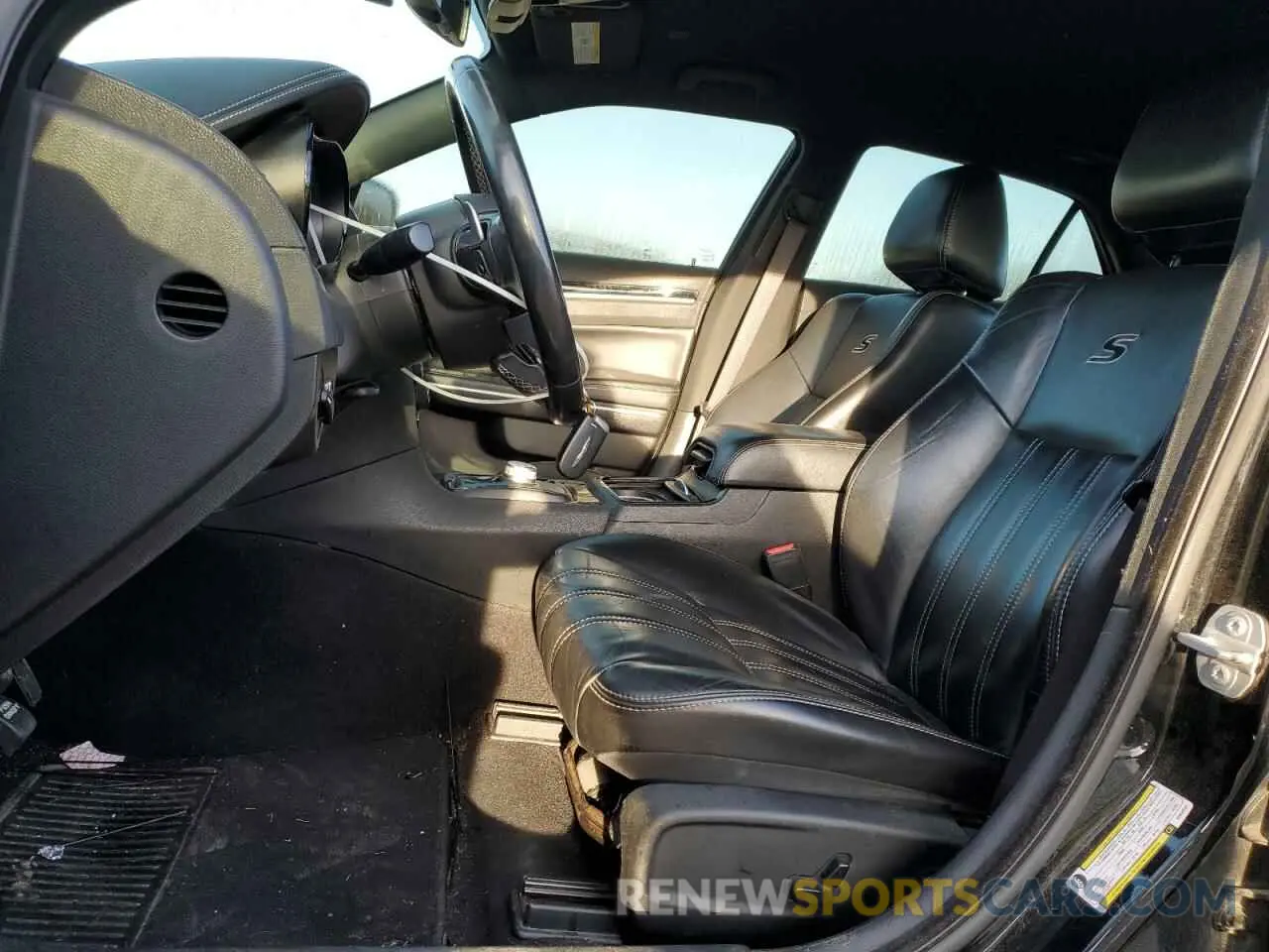 7 fotografías del automóvil dañado 2C3CCABG9KH628632 CHRYSLER 300 2019
