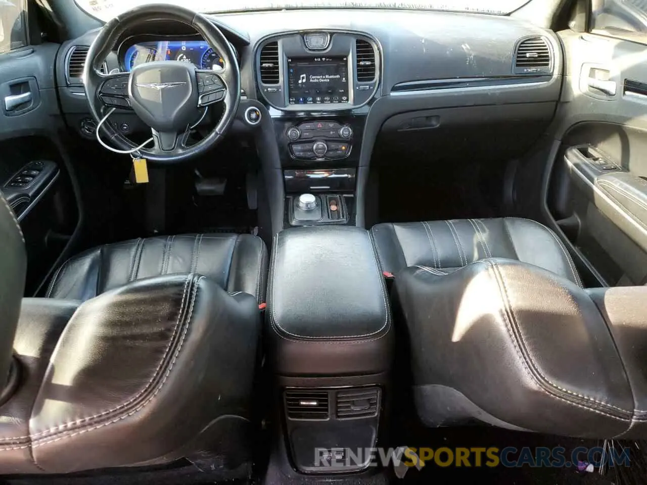 8 fotografías del automóvil dañado 2C3CCABG9KH628632 CHRYSLER 300 2019