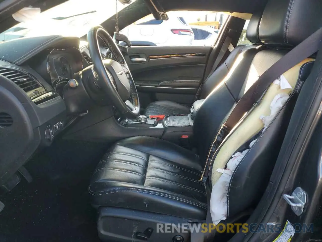 7 fotografías del automóvil dañado 2C3CCABGXKH516275 CHRYSLER 300 2019