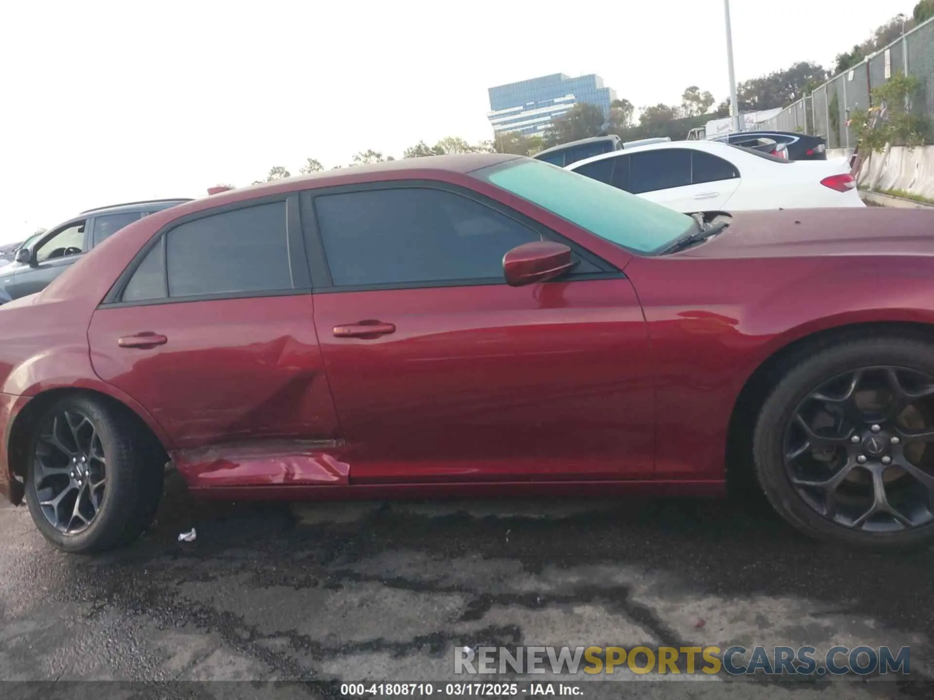 13 fotografías del automóvil dañado 2C3CCABGXKH577819 CHRYSLER 300 2019