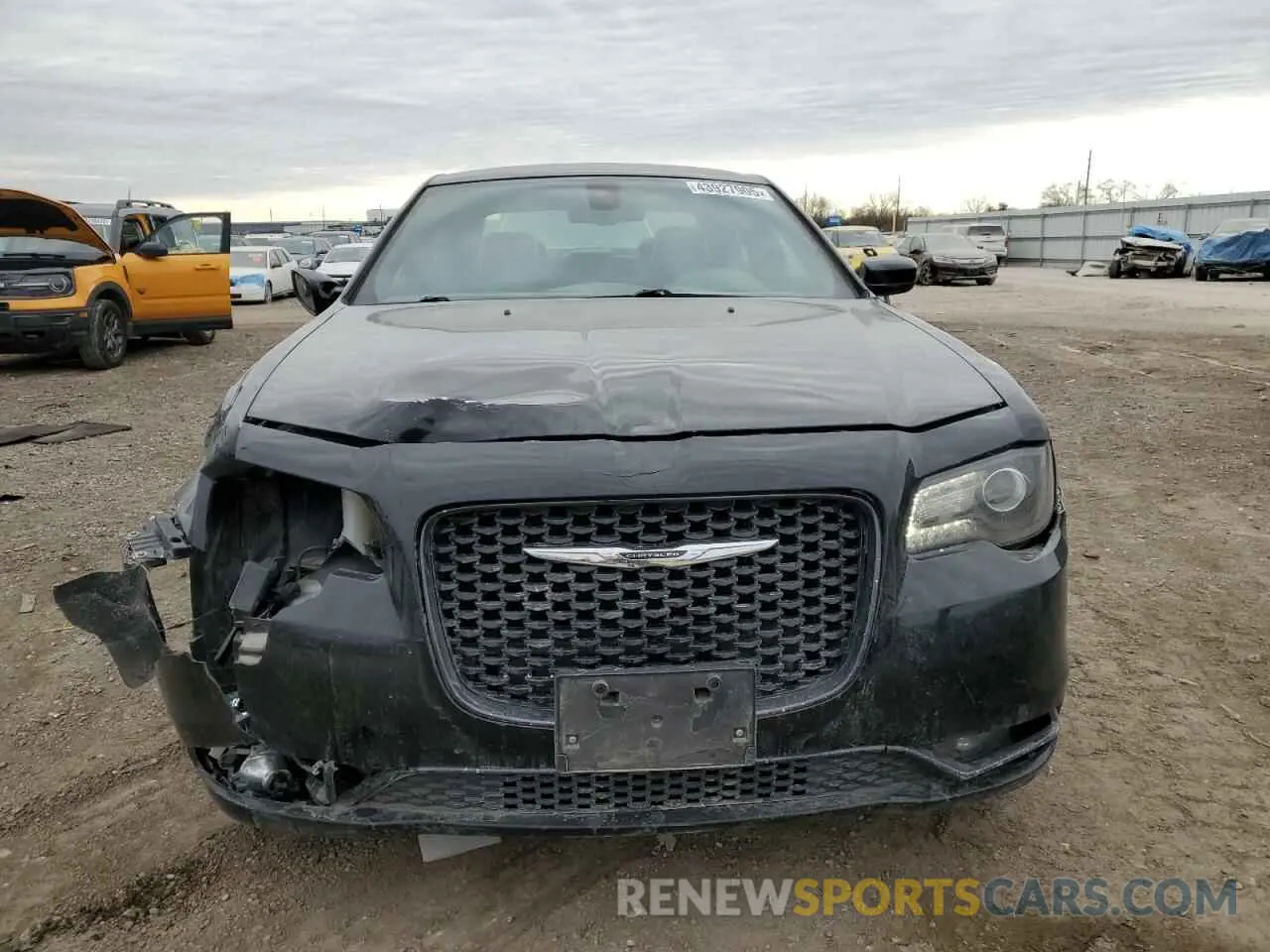 5 fotografías del automóvil dañado 2C3CCABGXKH682862 CHRYSLER 300 2019
