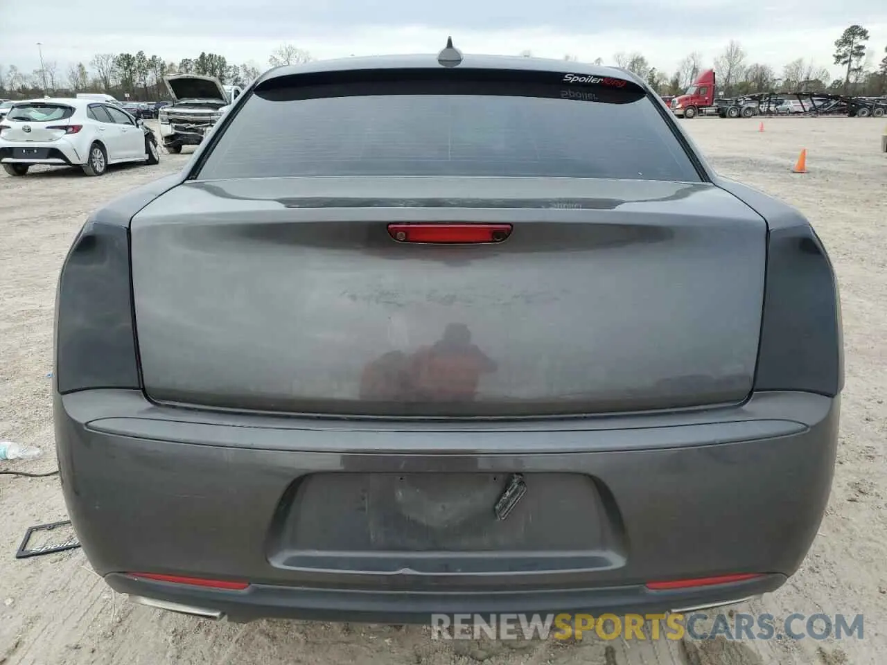 6 fotografías del automóvil dañado 2C3CCABGXKH697524 CHRYSLER 300 2019