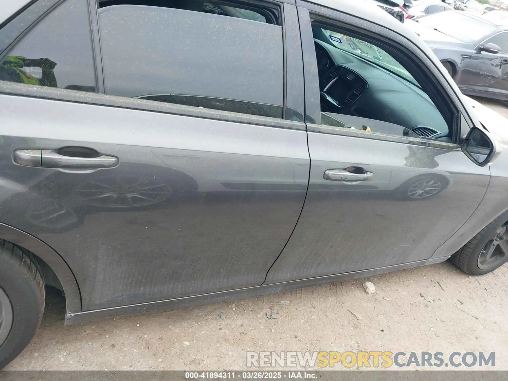 13 fotografías del automóvil dañado 2C3CCABT8KH524095 CHRYSLER 300 2019