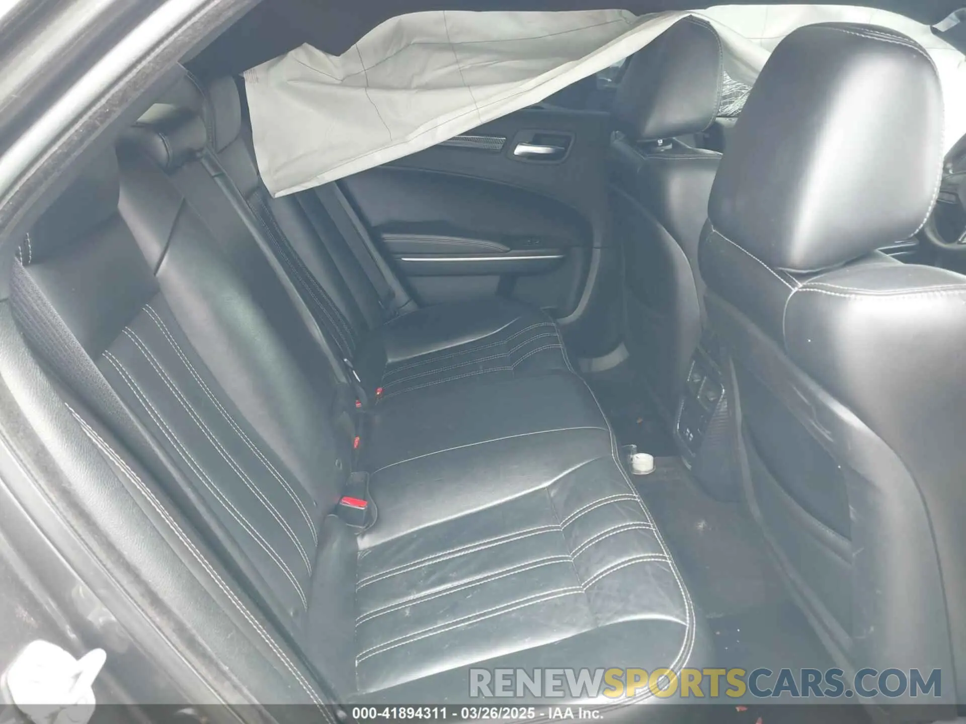 8 fotografías del automóvil dañado 2C3CCABT8KH524095 CHRYSLER 300 2019