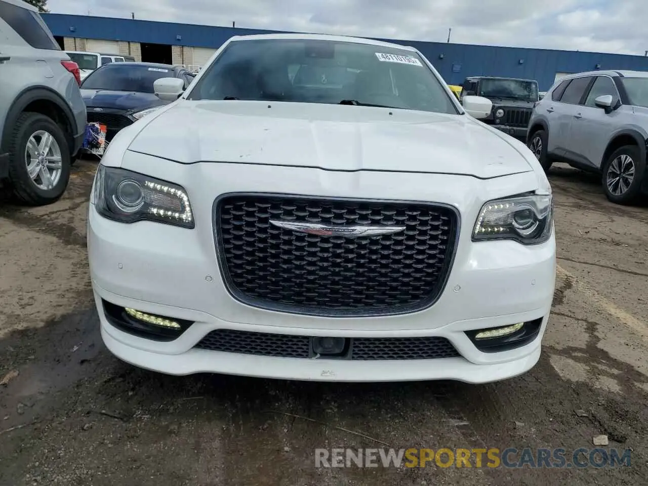 5 fotografías del automóvil dañado 2C3CCABTXKH654444 CHRYSLER 300 2019
