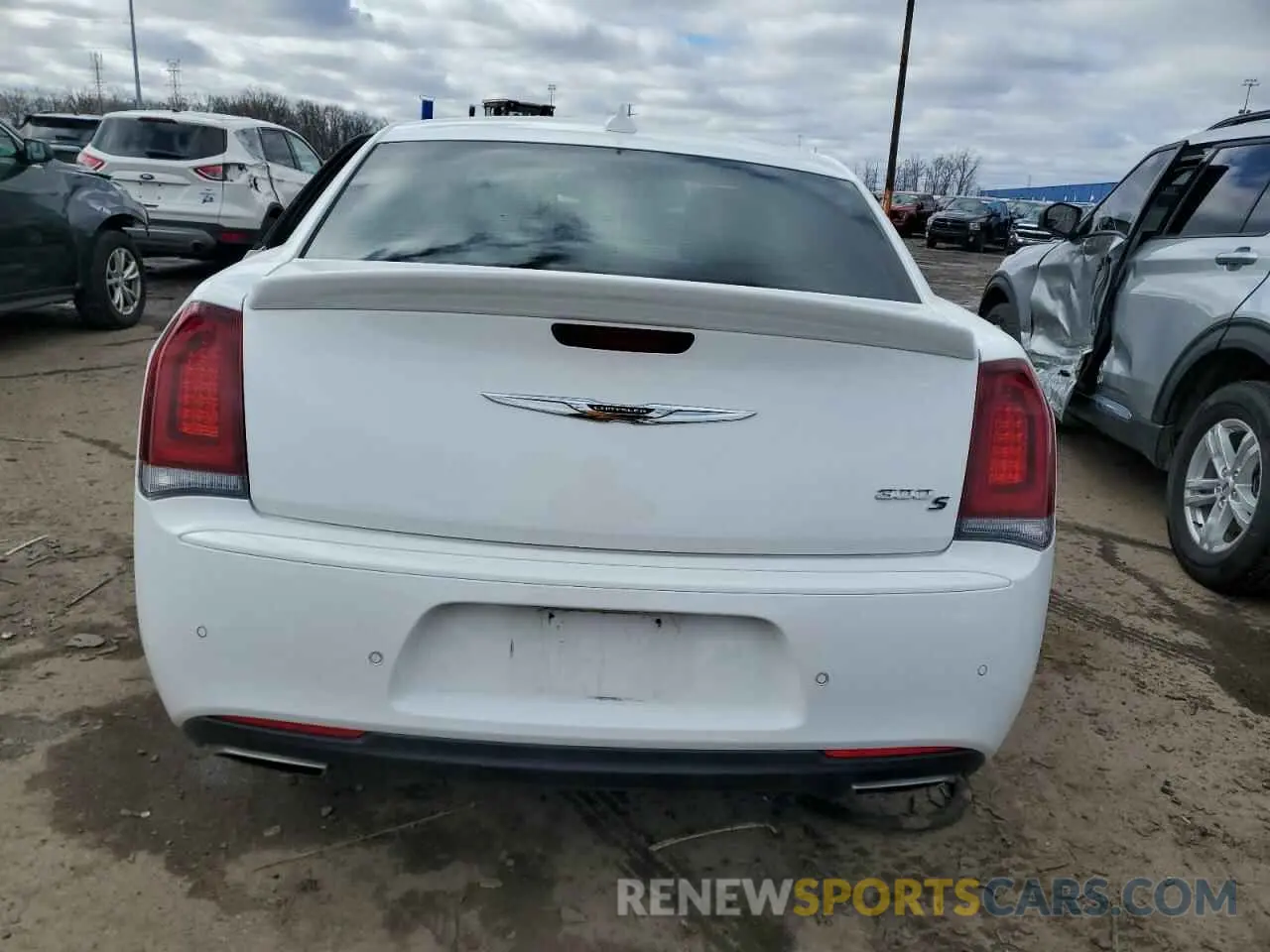 6 fotografías del automóvil dañado 2C3CCABTXKH654444 CHRYSLER 300 2019
