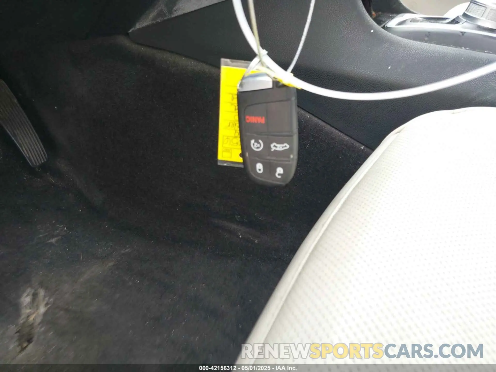 11 fotografías del automóvil dañado 2C3CCAEG1KH536281 CHRYSLER 300 2019