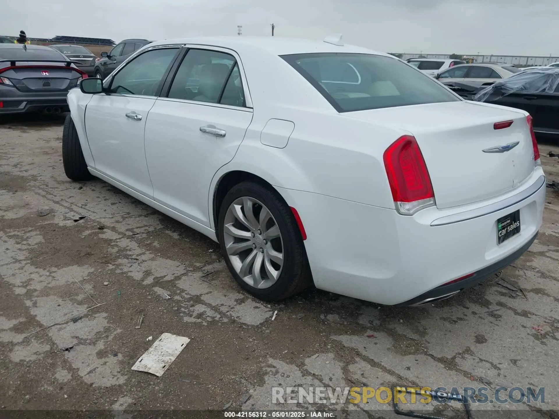 3 fotografías del automóvil dañado 2C3CCAEG1KH536281 CHRYSLER 300 2019