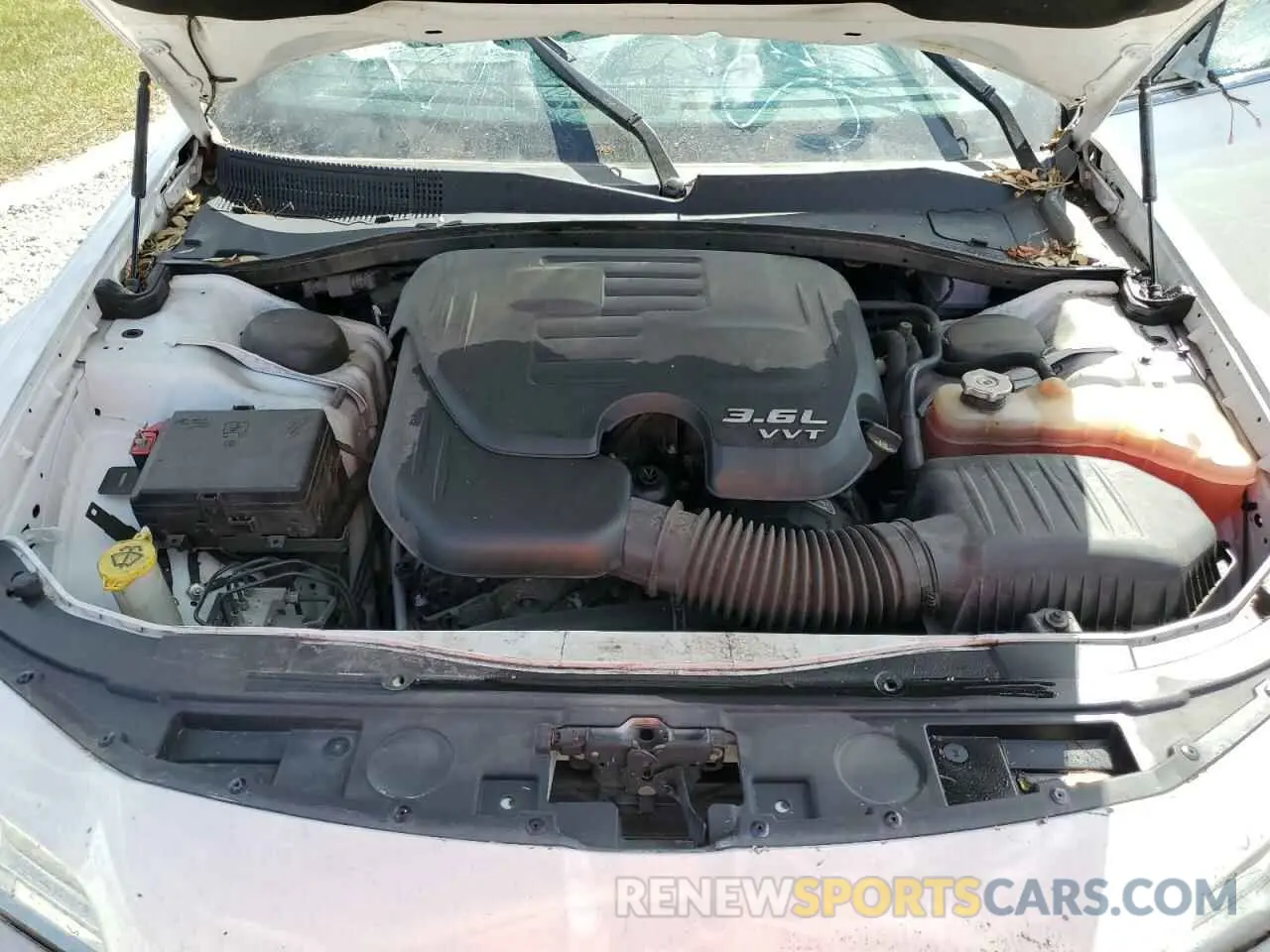 11 fotografías del automóvil dañado 2C3CCAEG2KH698078 CHRYSLER 300 2019