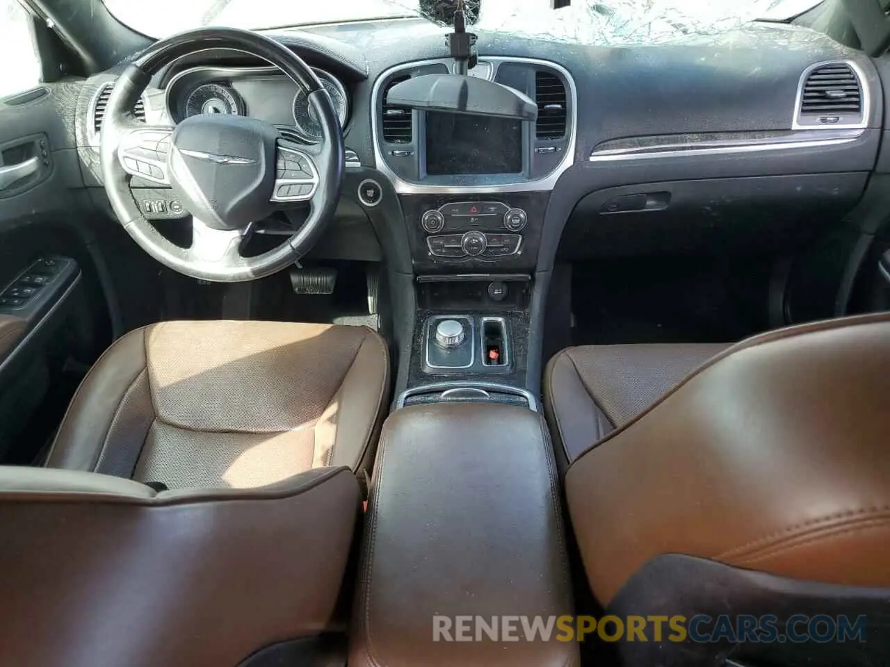 8 fotografías del automóvil dañado 2C3CCAEG2KH698078 CHRYSLER 300 2019