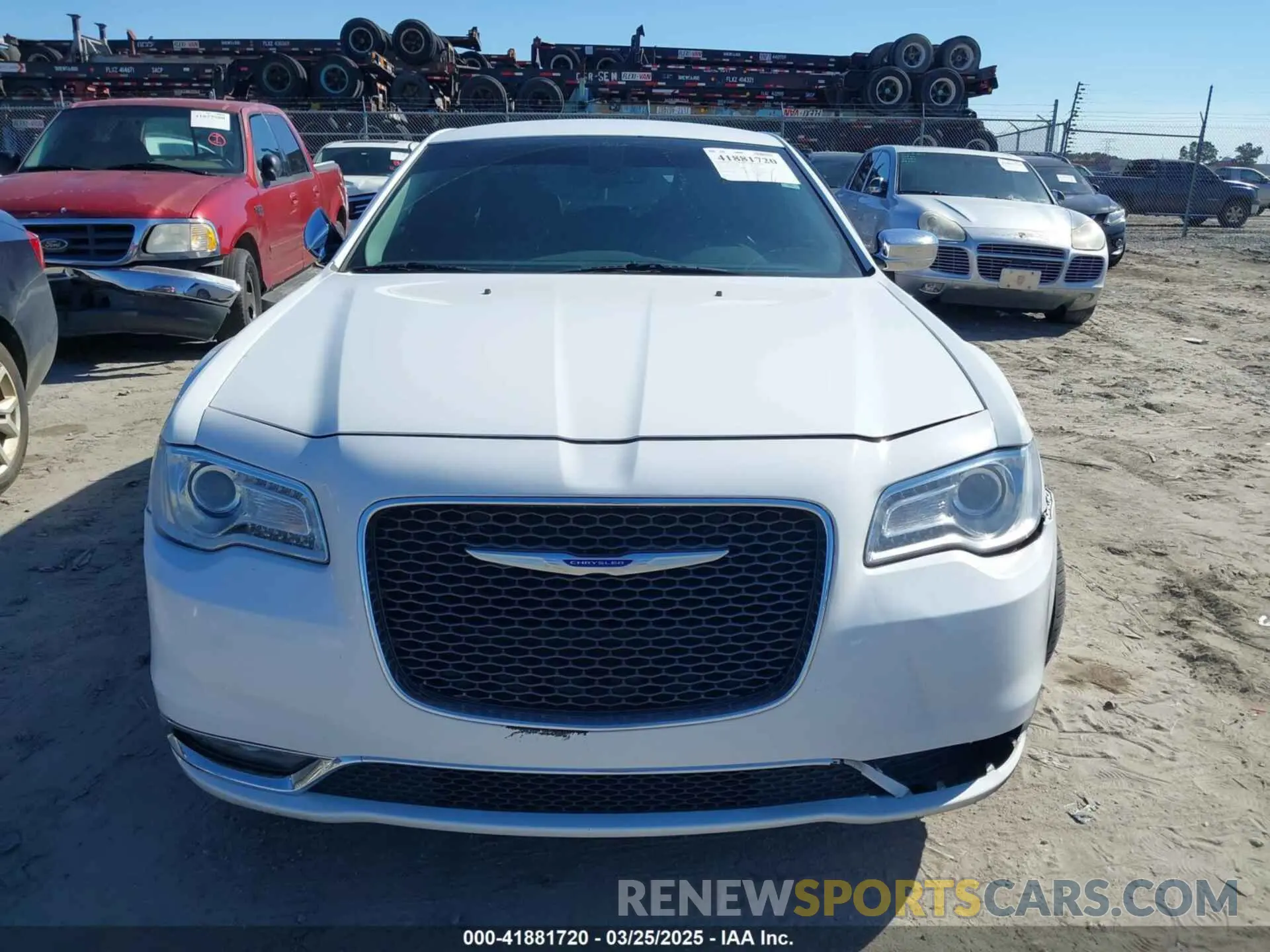 12 fotografías del automóvil dañado 2C3CCAEG3KH536492 CHRYSLER 300 2019