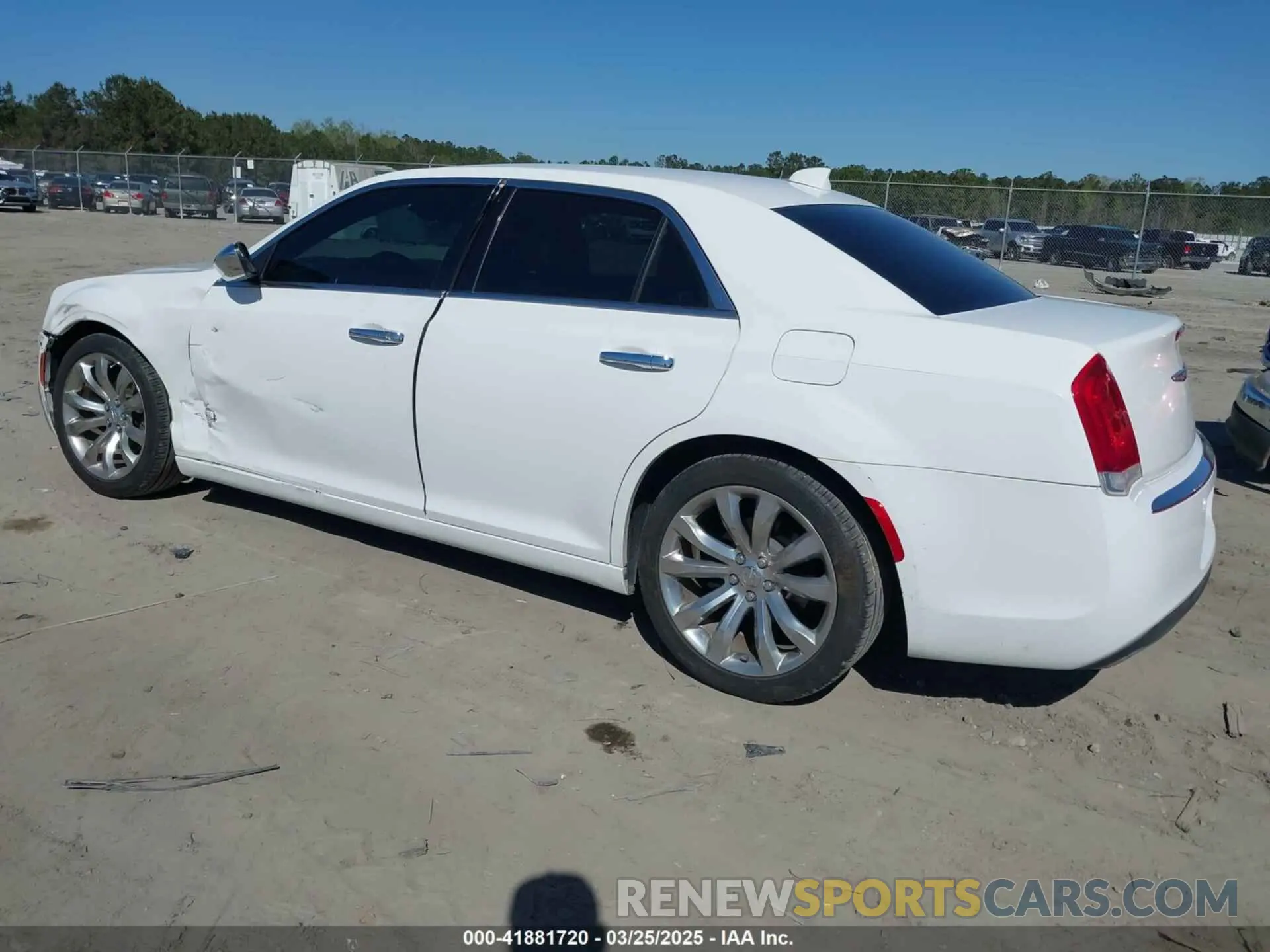 3 fotografías del automóvil dañado 2C3CCAEG3KH536492 CHRYSLER 300 2019