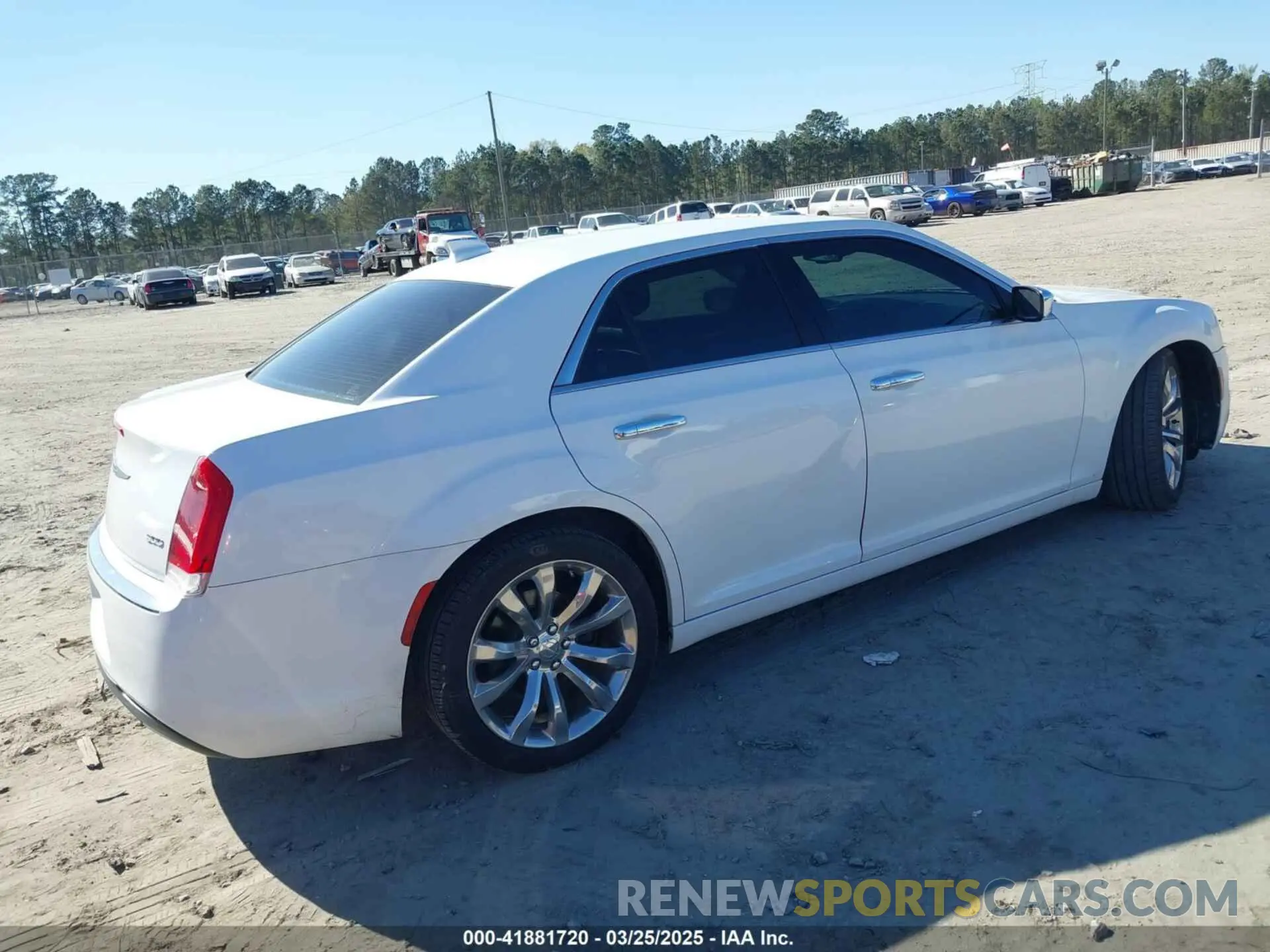 4 fotografías del automóvil dañado 2C3CCAEG3KH536492 CHRYSLER 300 2019