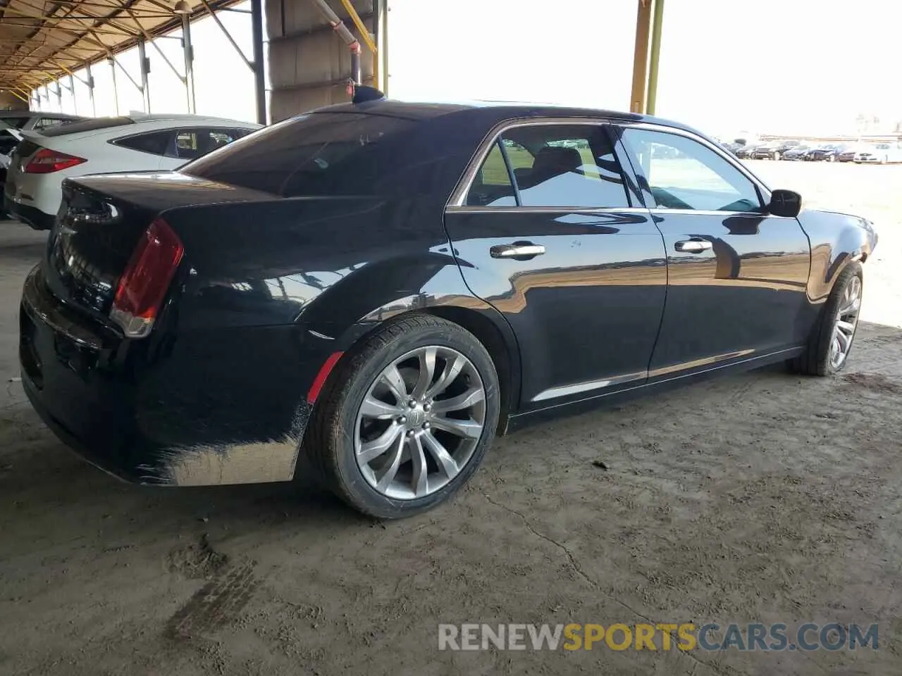 3 fotografías del automóvil dañado 2C3CCAEG3KH555818 CHRYSLER 300 2019