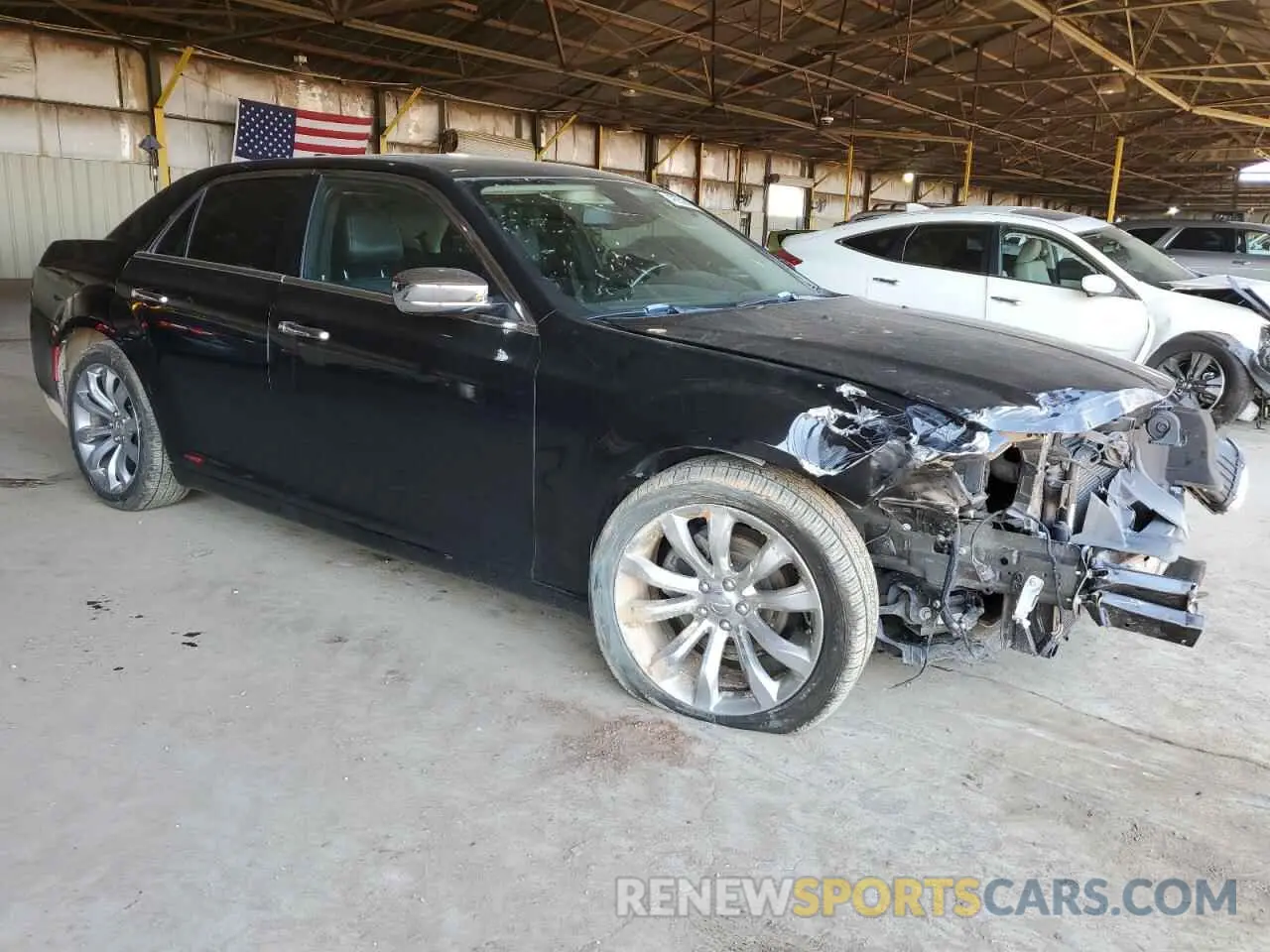 4 fotografías del automóvil dañado 2C3CCAEG3KH555818 CHRYSLER 300 2019