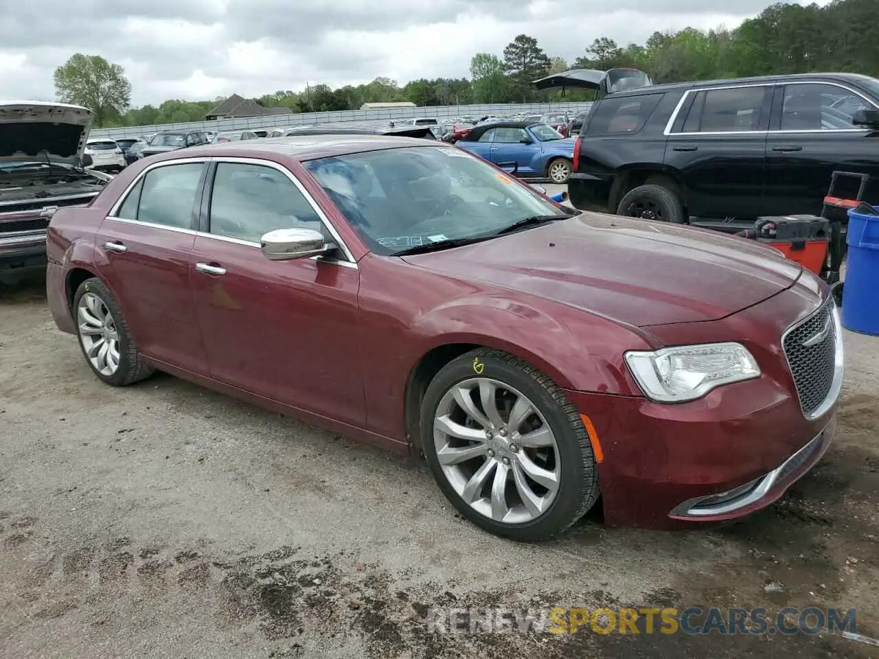 4 fotografías del automóvil dañado 2C3CCAEG3KH563014 CHRYSLER 300 2019