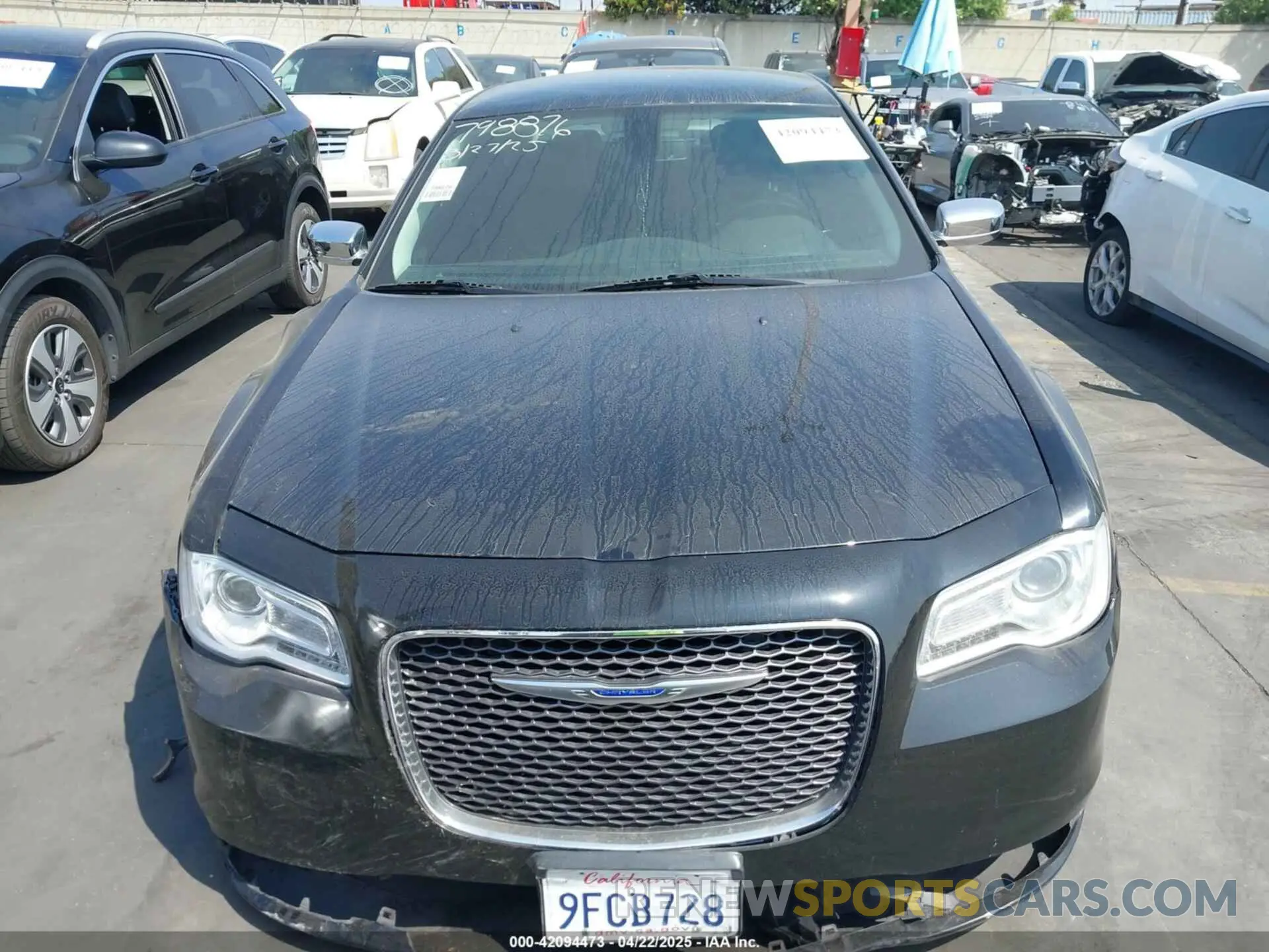 13 fotografías del automóvil dañado 2C3CCAEG3KH697988 CHRYSLER 300 2019