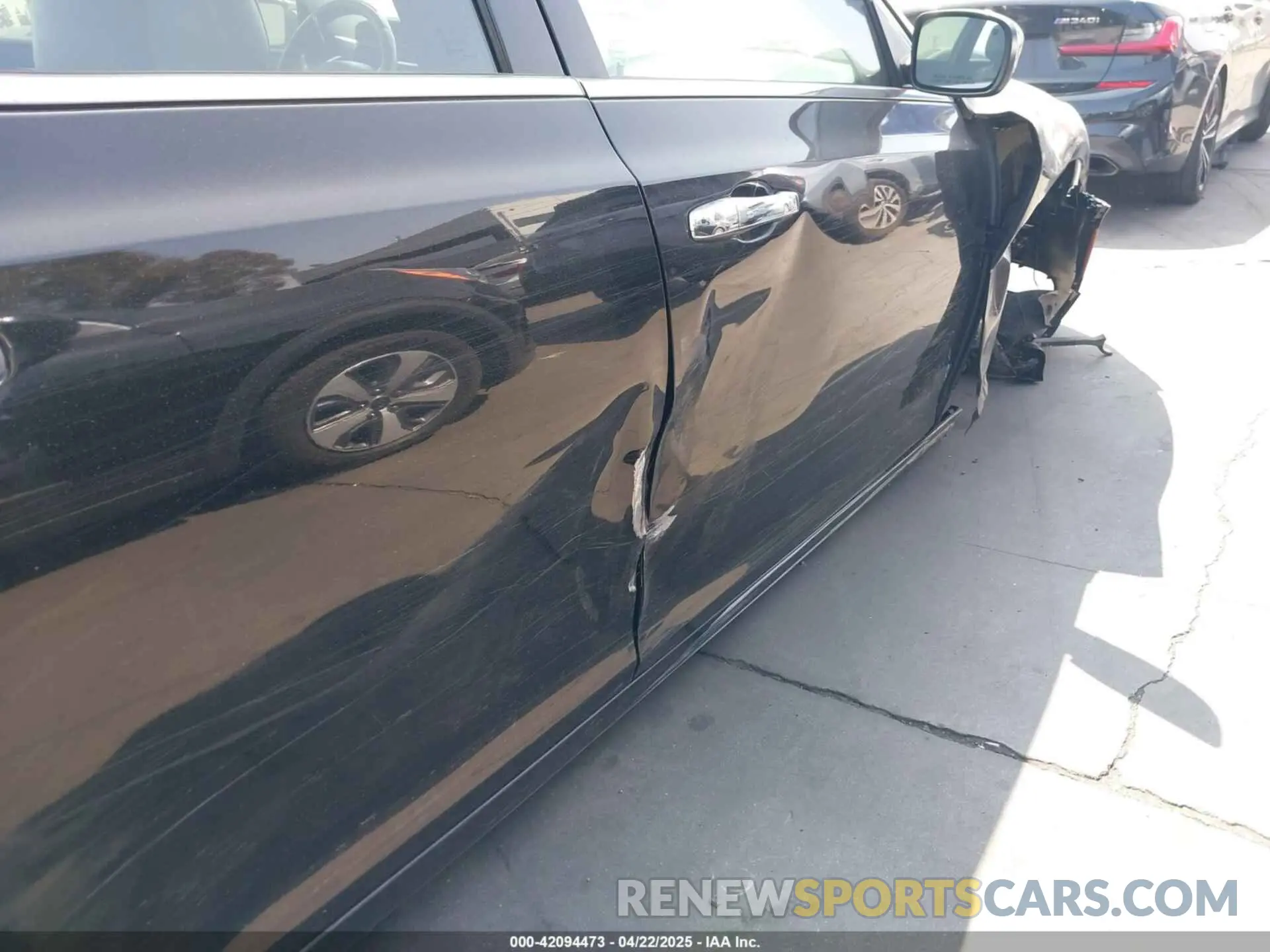18 fotografías del automóvil dañado 2C3CCAEG3KH697988 CHRYSLER 300 2019