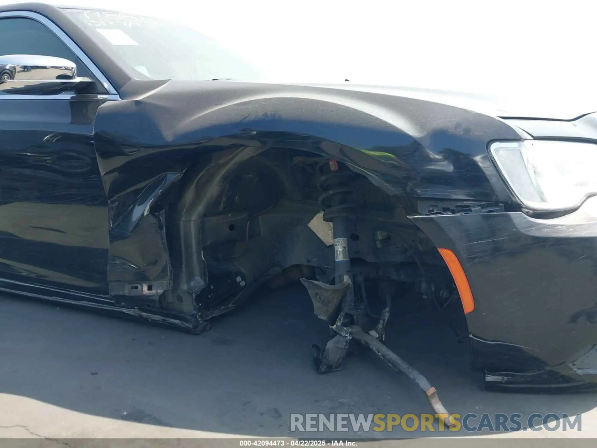 19 fotografías del automóvil dañado 2C3CCAEG3KH697988 CHRYSLER 300 2019