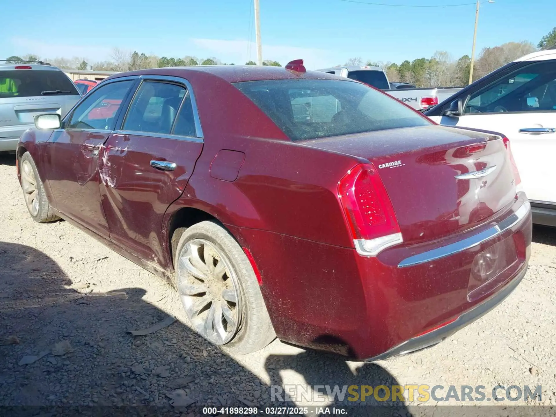 3 fotografías del automóvil dañado 2C3CCAEG7KH534180 CHRYSLER 300 2019