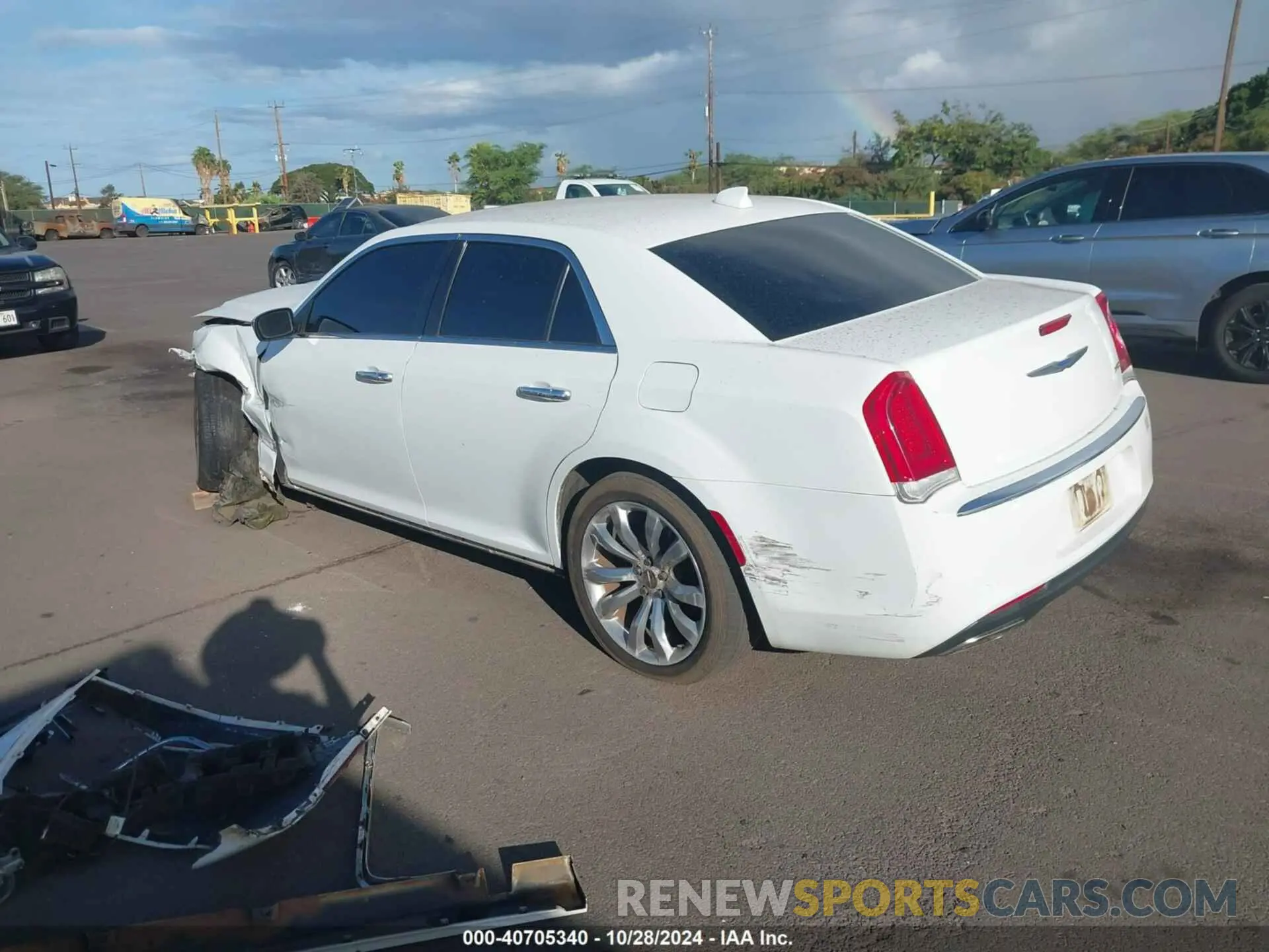 3 fotografías del automóvil dañado 2C3CCAEG7KH697864 CHRYSLER 300 2019